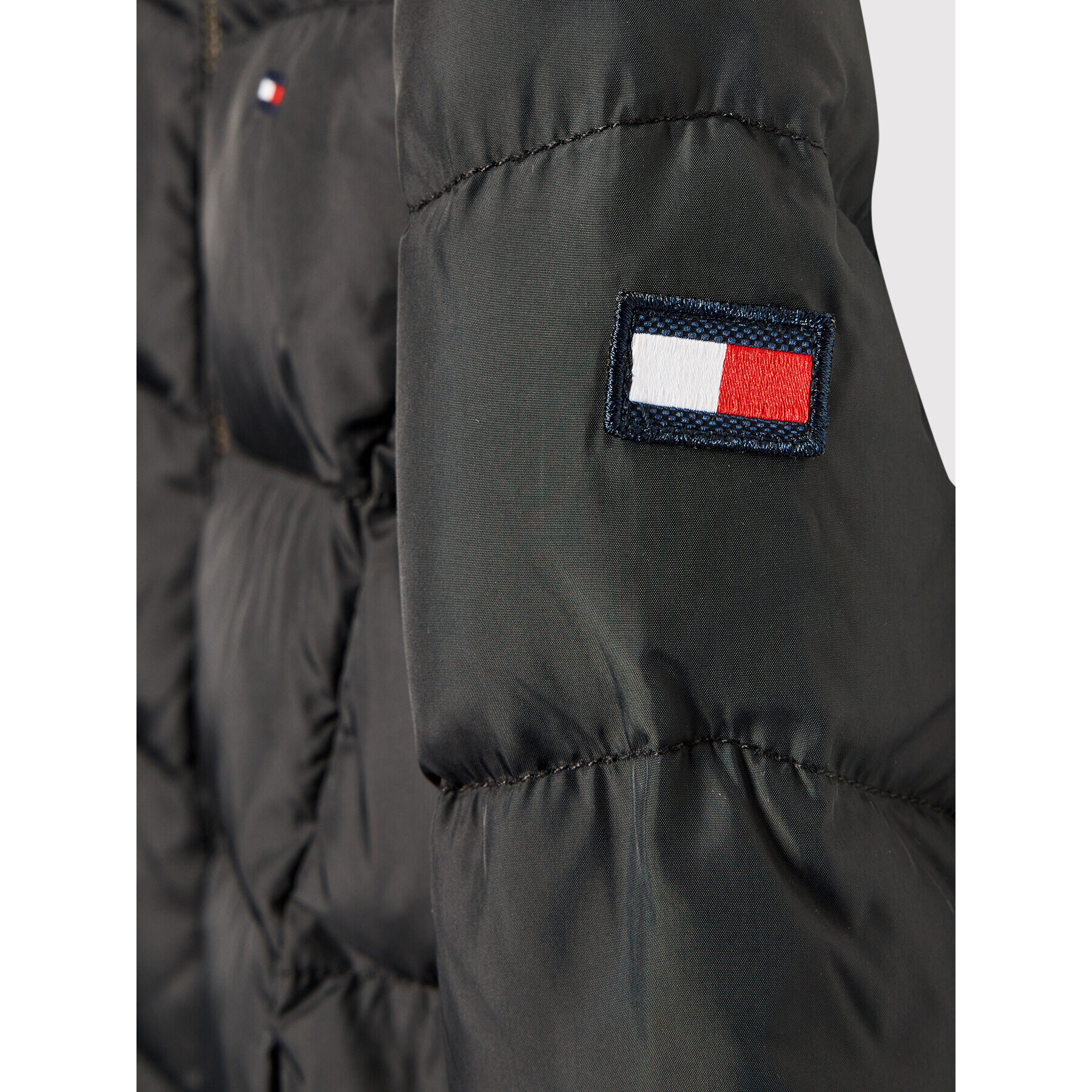 Tommy Hilfiger Пухено яке Essential KG0KG05980 D Черен Regular Fit - Pepit.bg