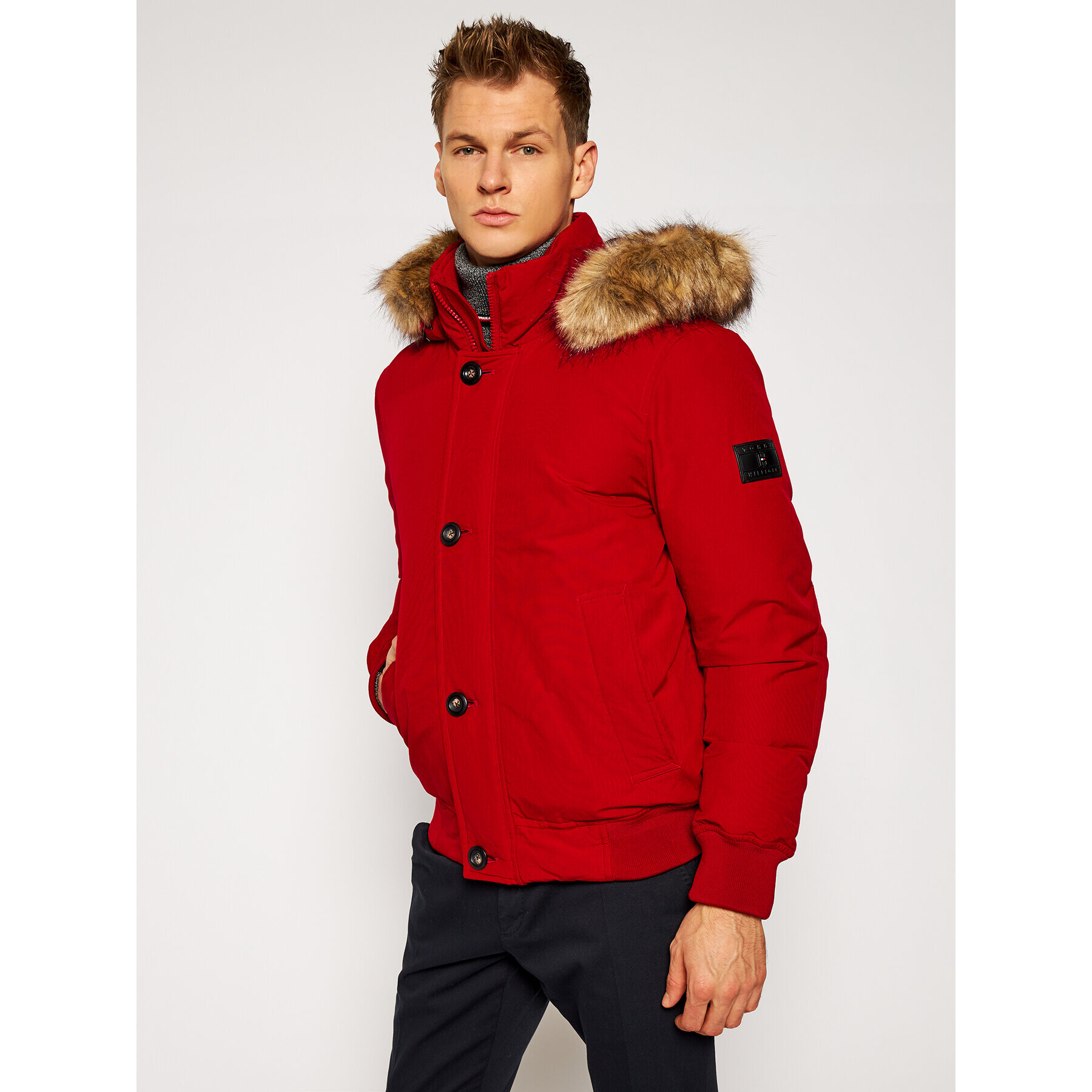 Tommy Hilfiger Пухено яке Hampton MW0MW14876 Червен Regular Fit - Pepit.bg