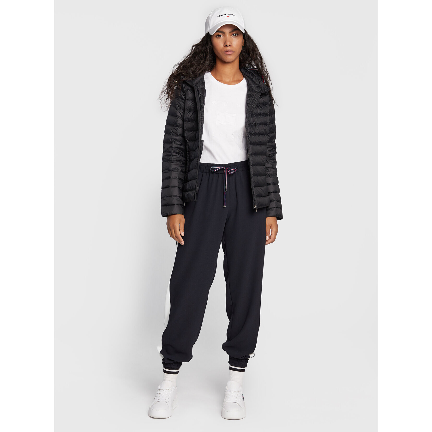 Tommy Hilfiger Пухено яке Heritage WW0WW34299 Черен Regular Fit - Pepit.bg