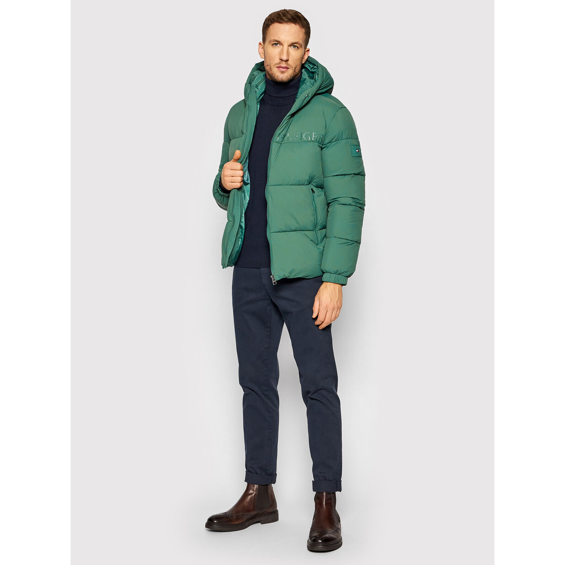 Tommy Hilfiger Пухено яке High Loft MW0MW19656 Зелен Regular Fit - Pepit.bg