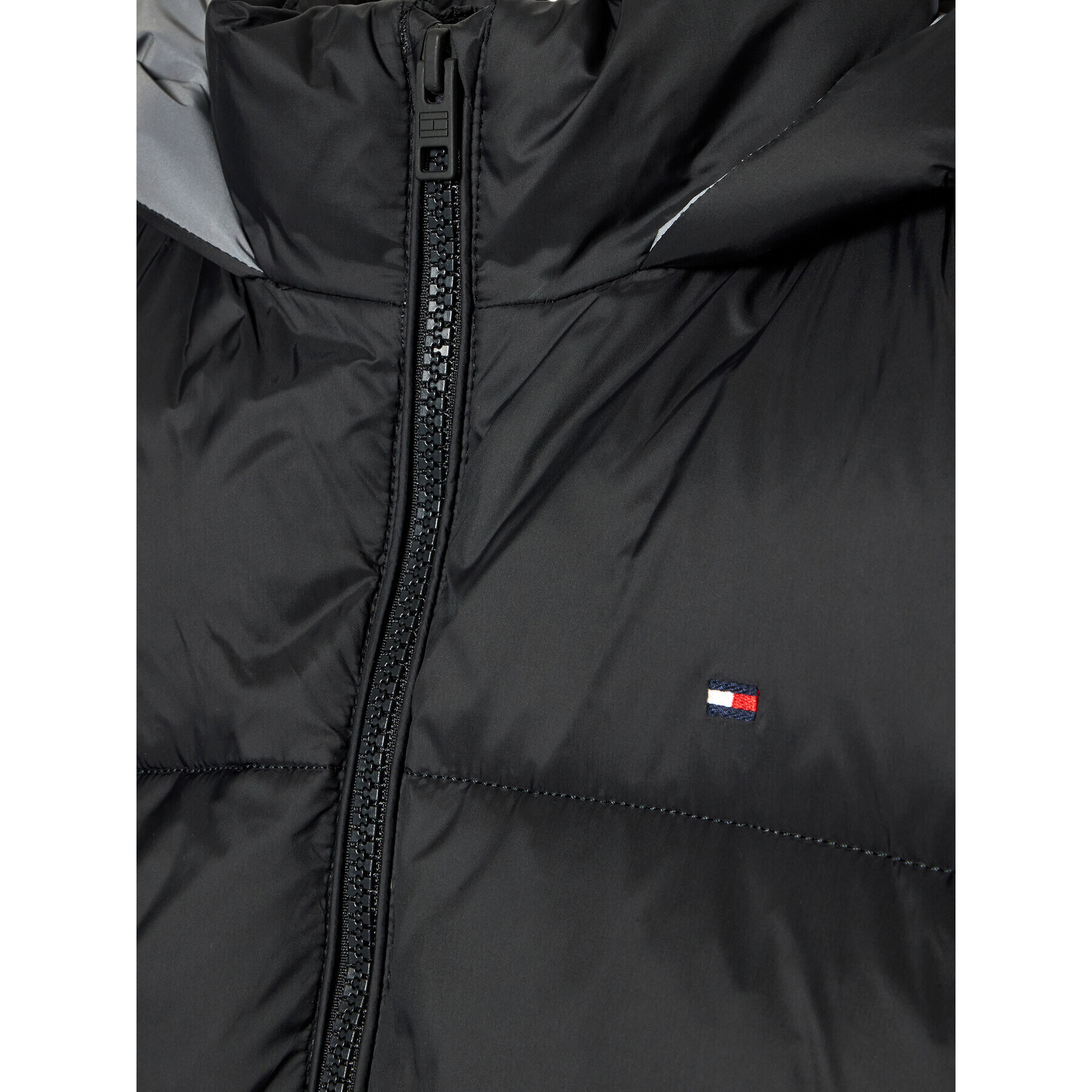 Tommy Hilfiger Пухено яке Logo KB0KB06773 D Черен Regular Fit - Pepit.bg