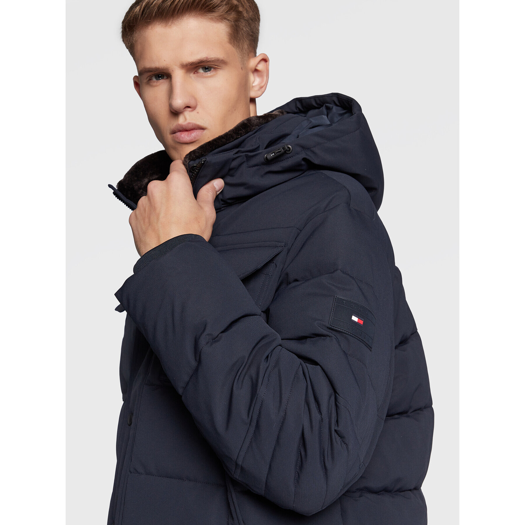 Tommy Hilfiger Пухено яке Utility MW0MW27702 Тъмносин Regular Fit - Pepit.bg