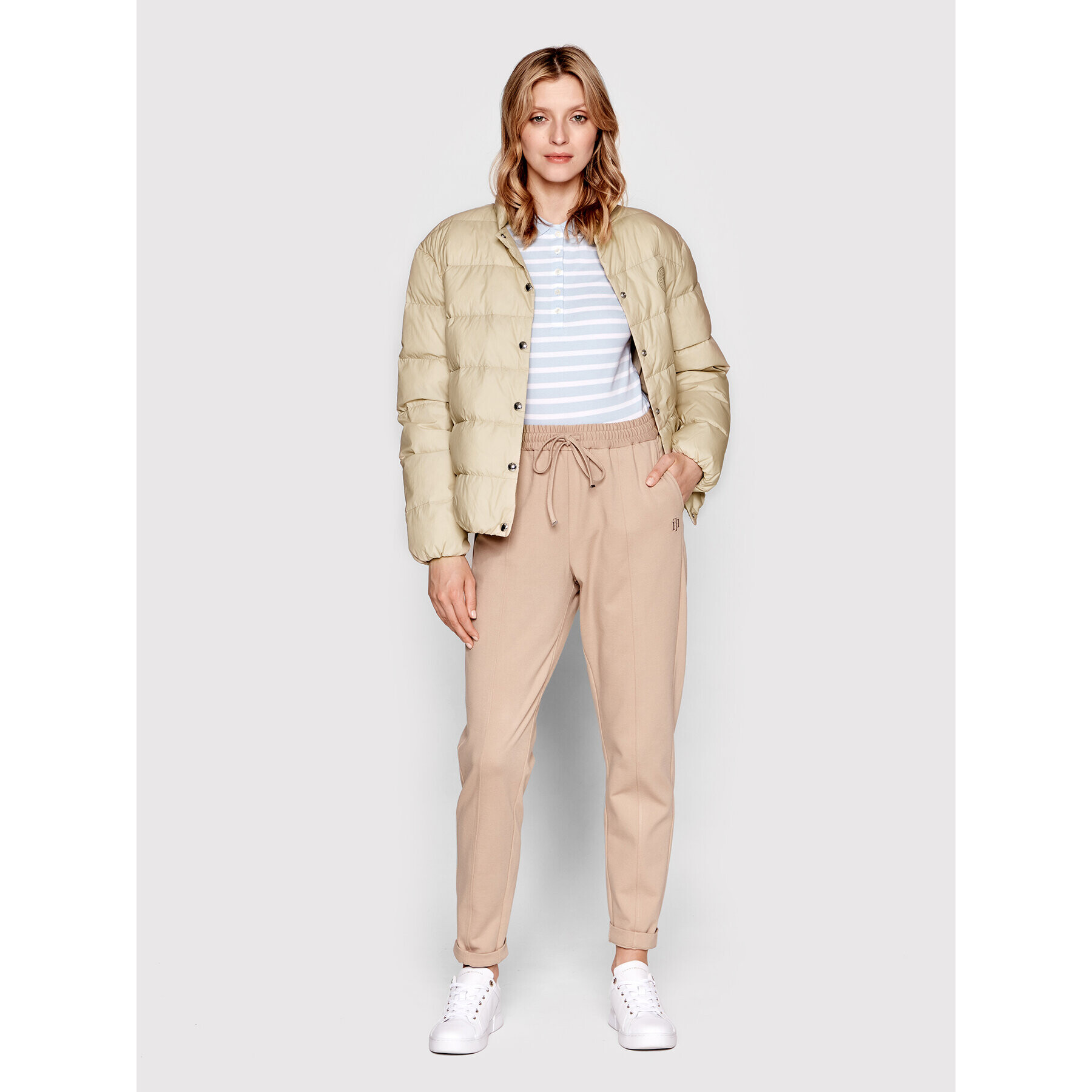Tommy Hilfiger Пухено яке Chic WW0WW34010 Бежов Regular Fit - Pepit.bg