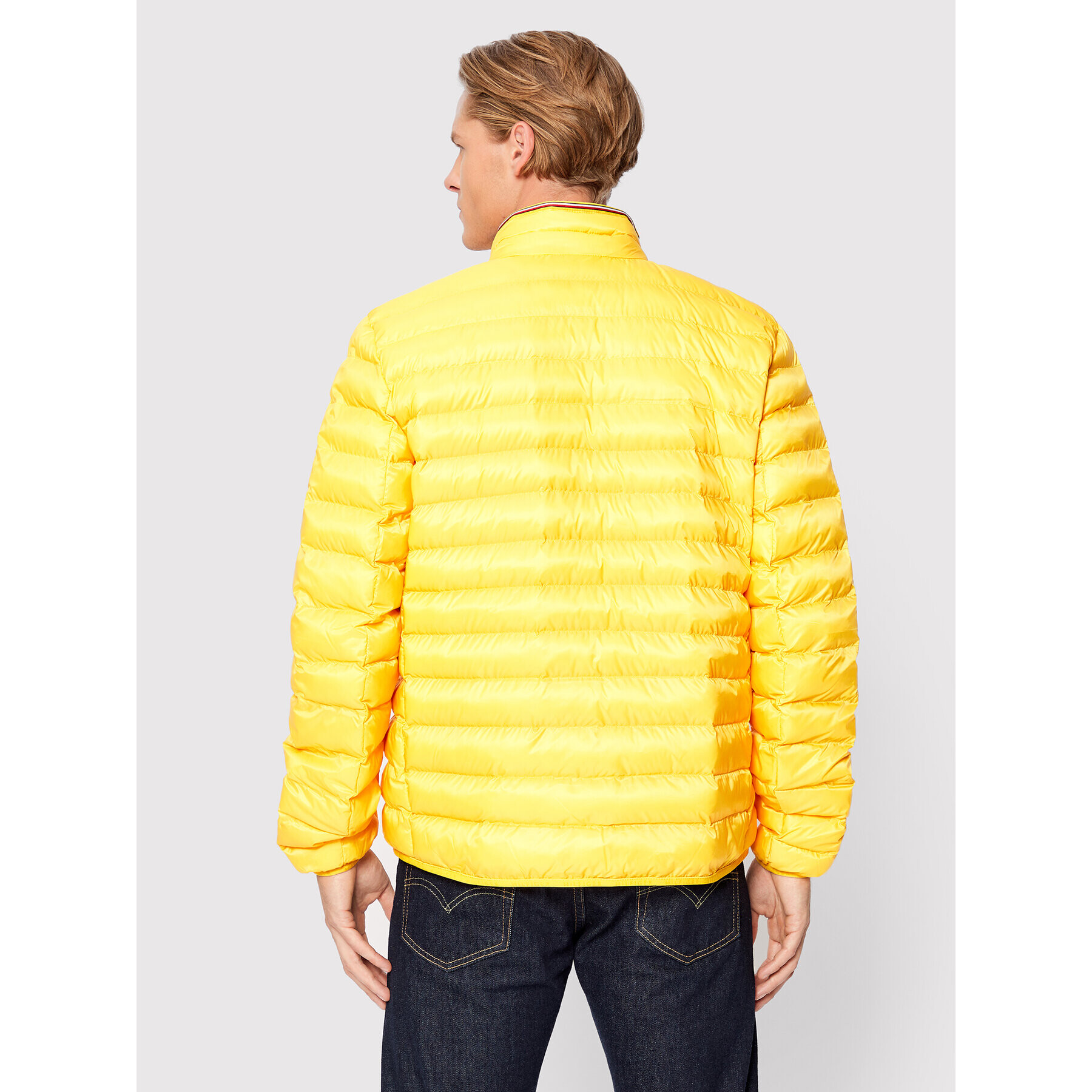 Tommy Hilfiger Пухено яке Circular MW0MW18763 Жълт Regular Fit - Pepit.bg