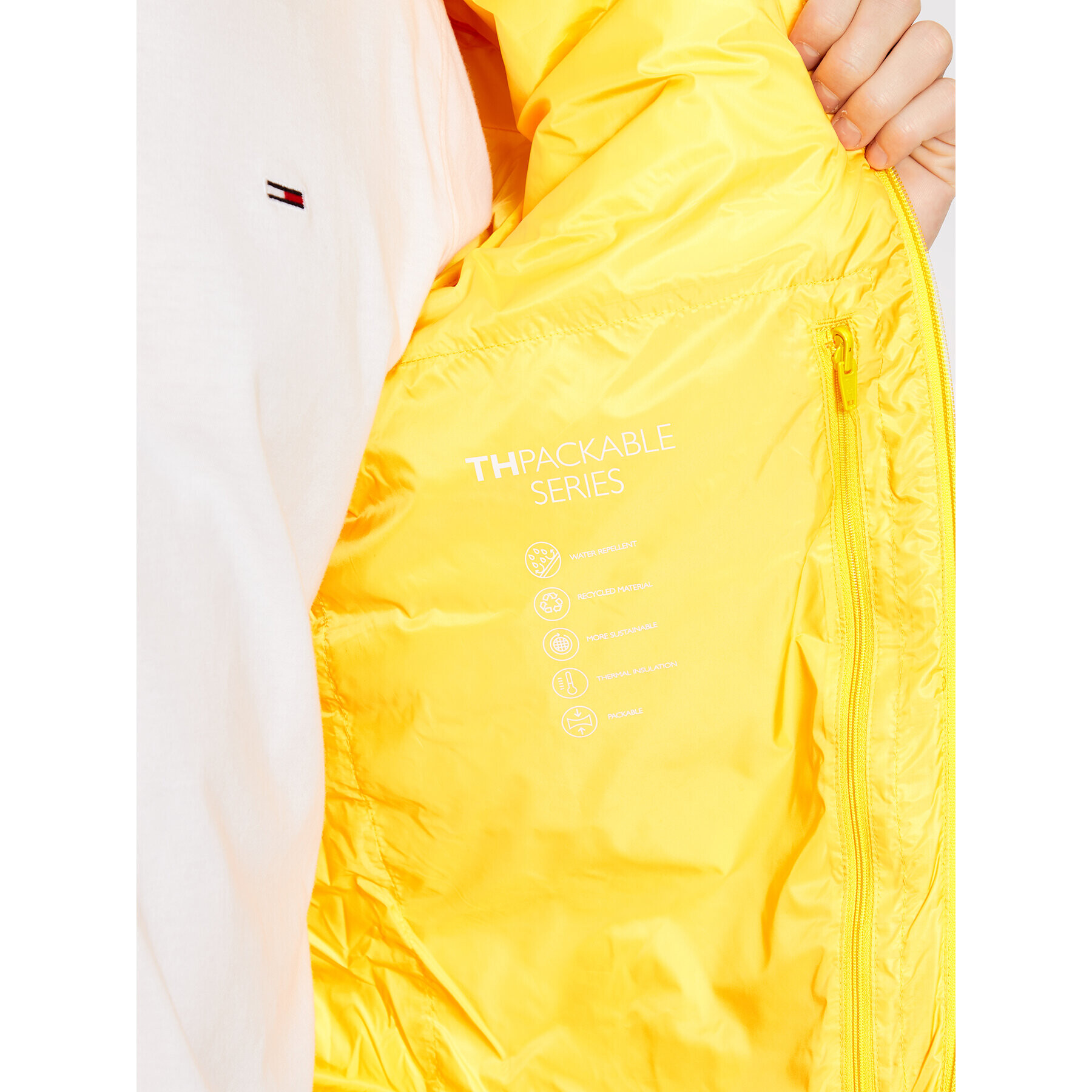 Tommy Hilfiger Пухено яке Circular MW0MW18763 Жълт Regular Fit - Pepit.bg