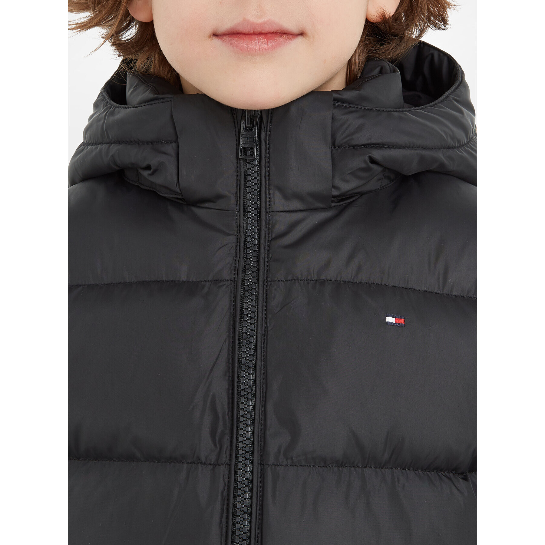 Tommy Hilfiger Пухено яке Essential KB0KB08341 D Черен Regular Fit - Pepit.bg