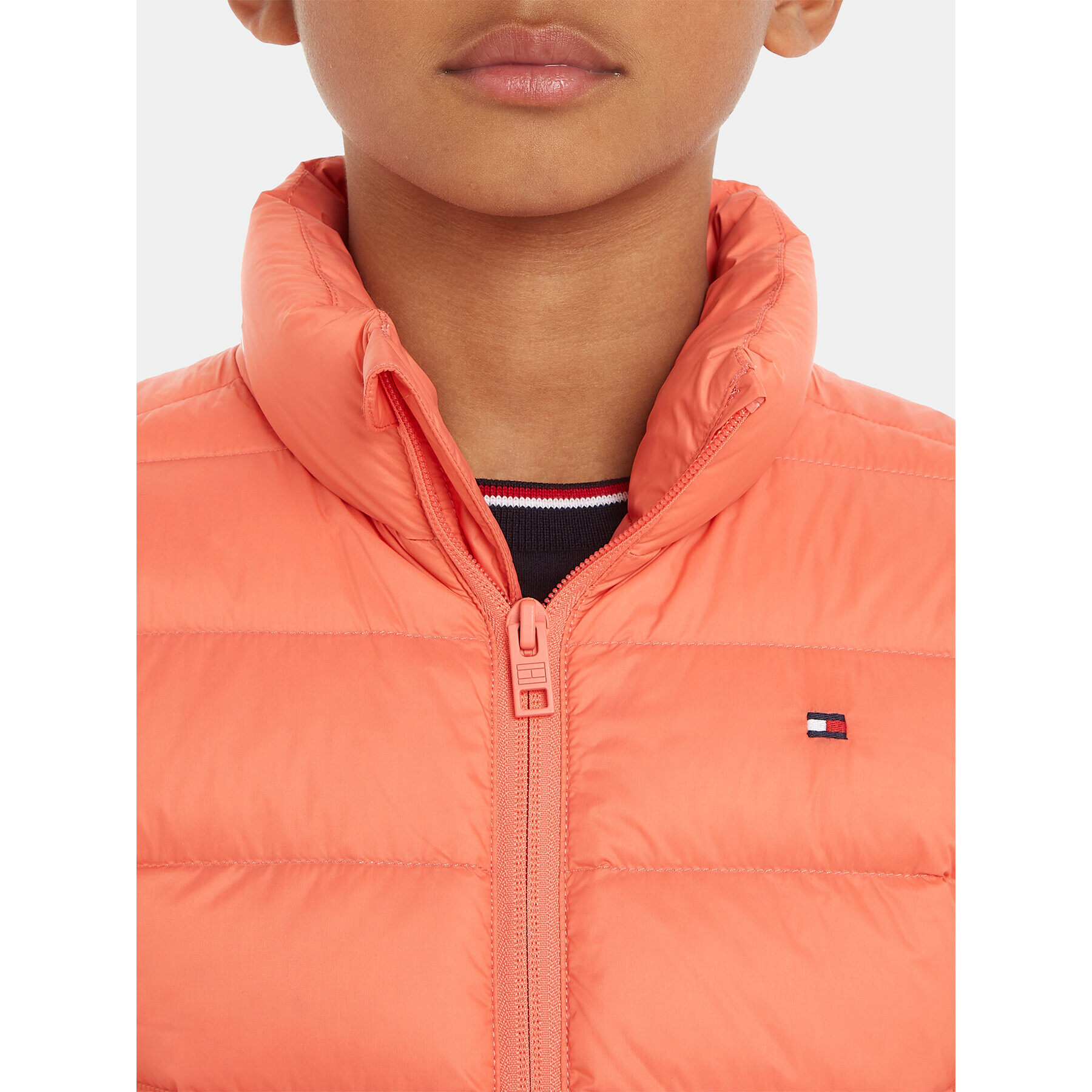 Tommy Hilfiger Пухено яке Essential KS0KS00440 M Розов Regular Fit - Pepit.bg