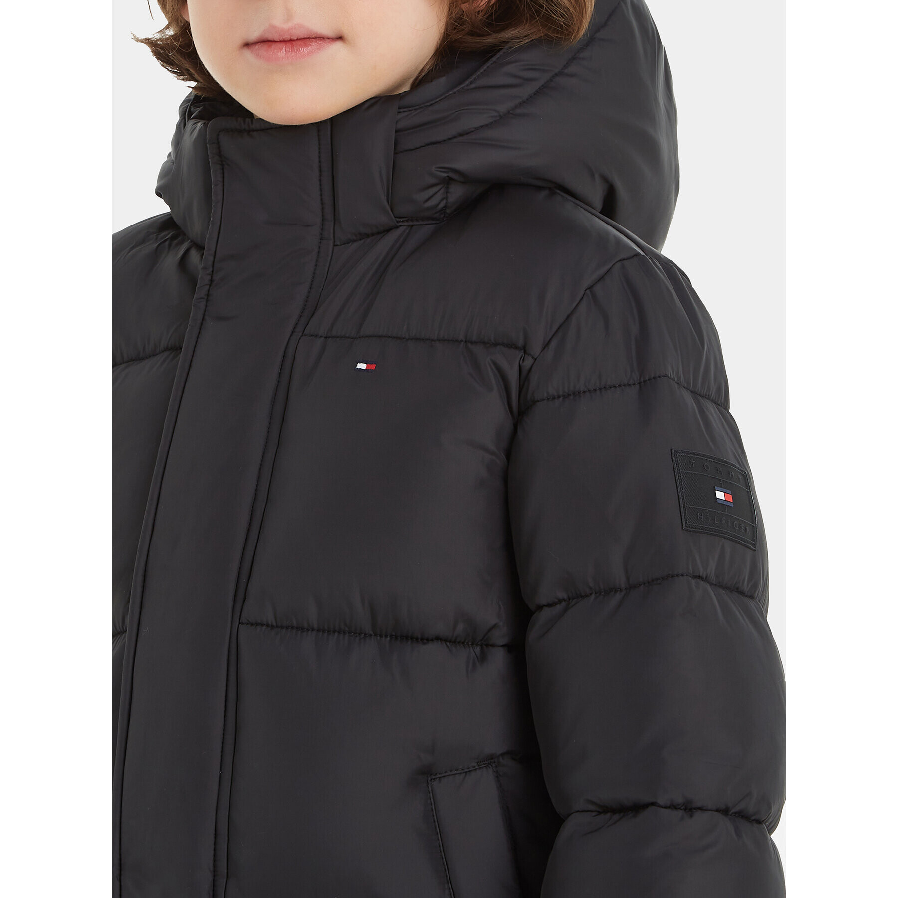 Tommy Hilfiger Пухено яке KB0KB08558 S Черен Regular Fit - Pepit.bg