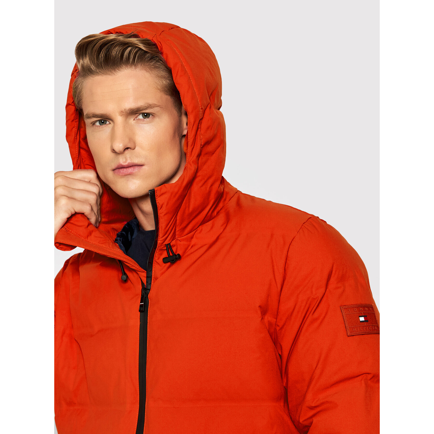 Tommy Hilfiger Пухено яке Motion MW0MW19614 Червен Regular Fit - Pepit.bg