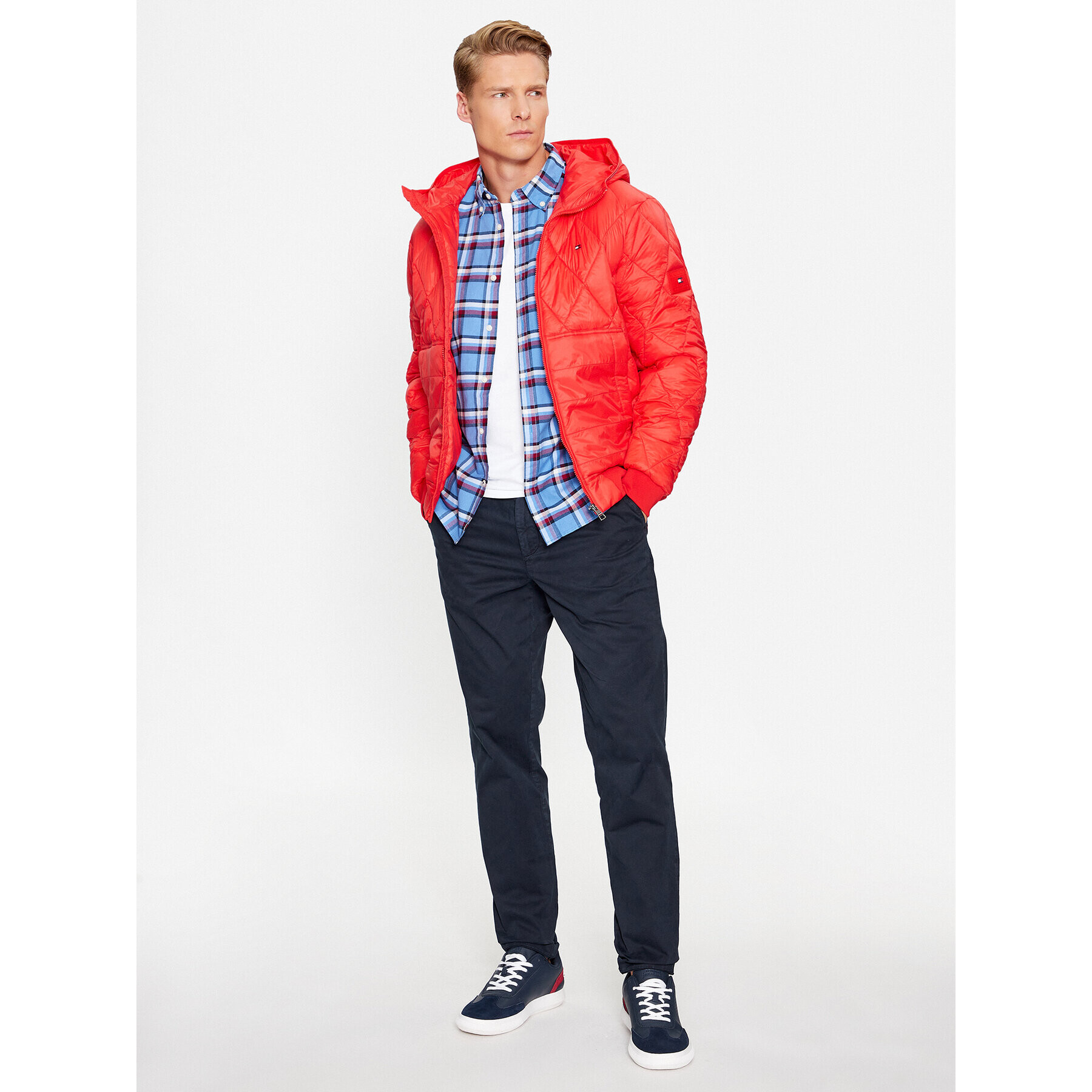 Tommy Hilfiger Пухено яке MW0MW32766 Червен Regular Fit - Pepit.bg