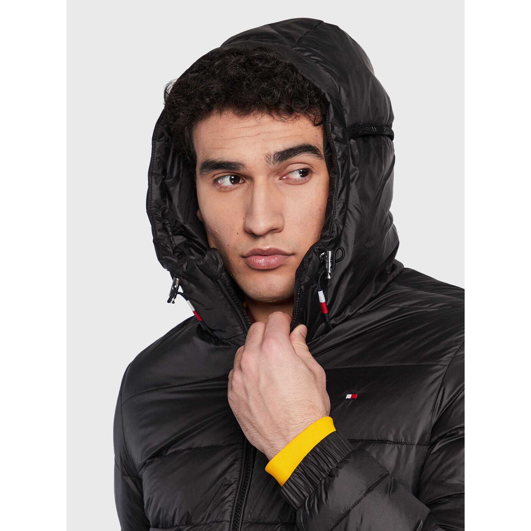 Tommy Hilfiger Пухено яке Quilted MW0MW29007 Черен Regular Fit - Pepit.bg