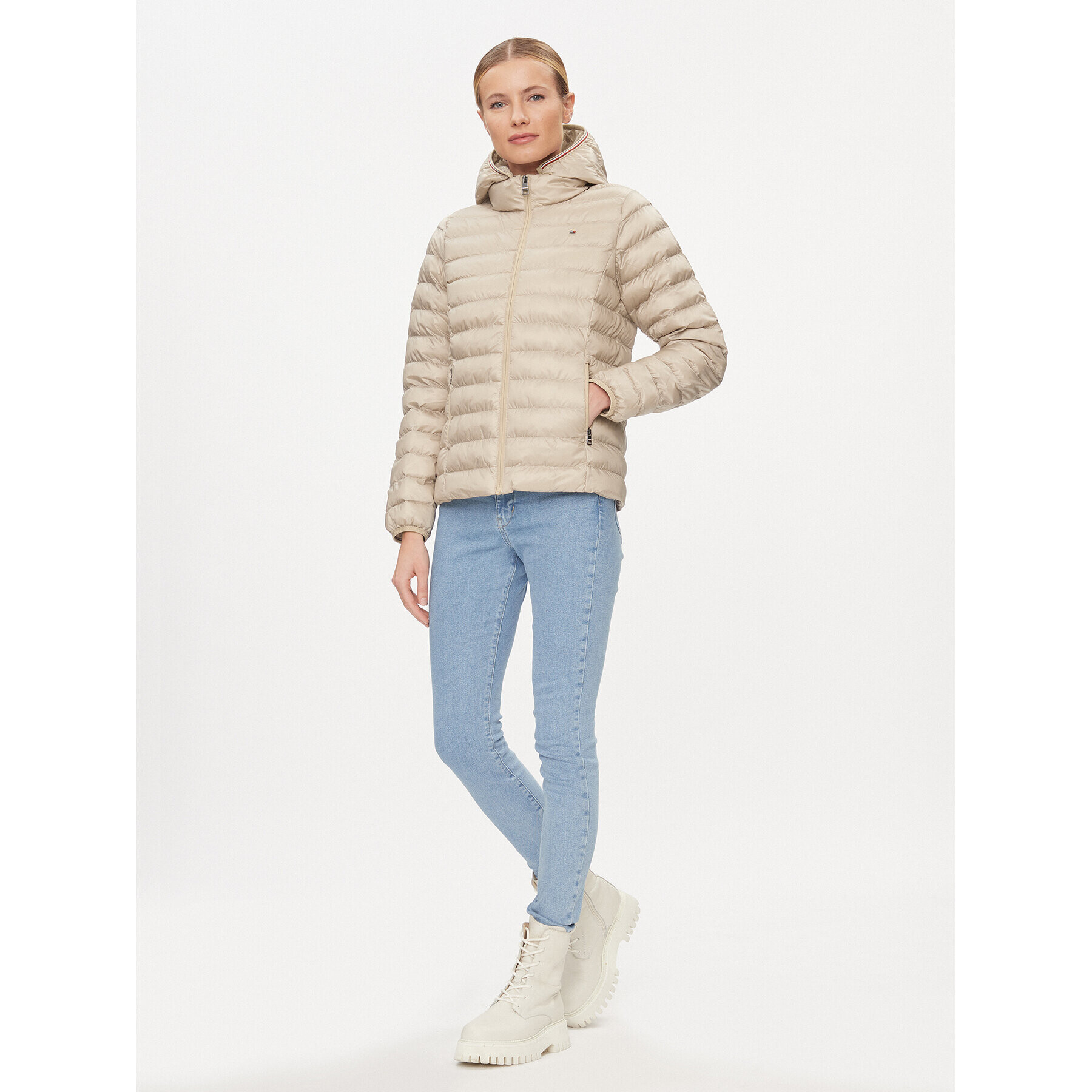 Tommy Hilfiger Пухено яке WW0WW38927 Бежов Regular Fit - Pepit.bg