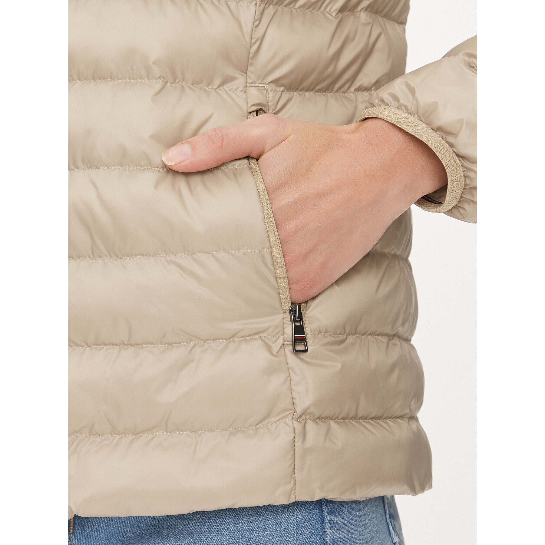 Tommy Hilfiger Пухено яке WW0WW38927 Бежов Regular Fit - Pepit.bg