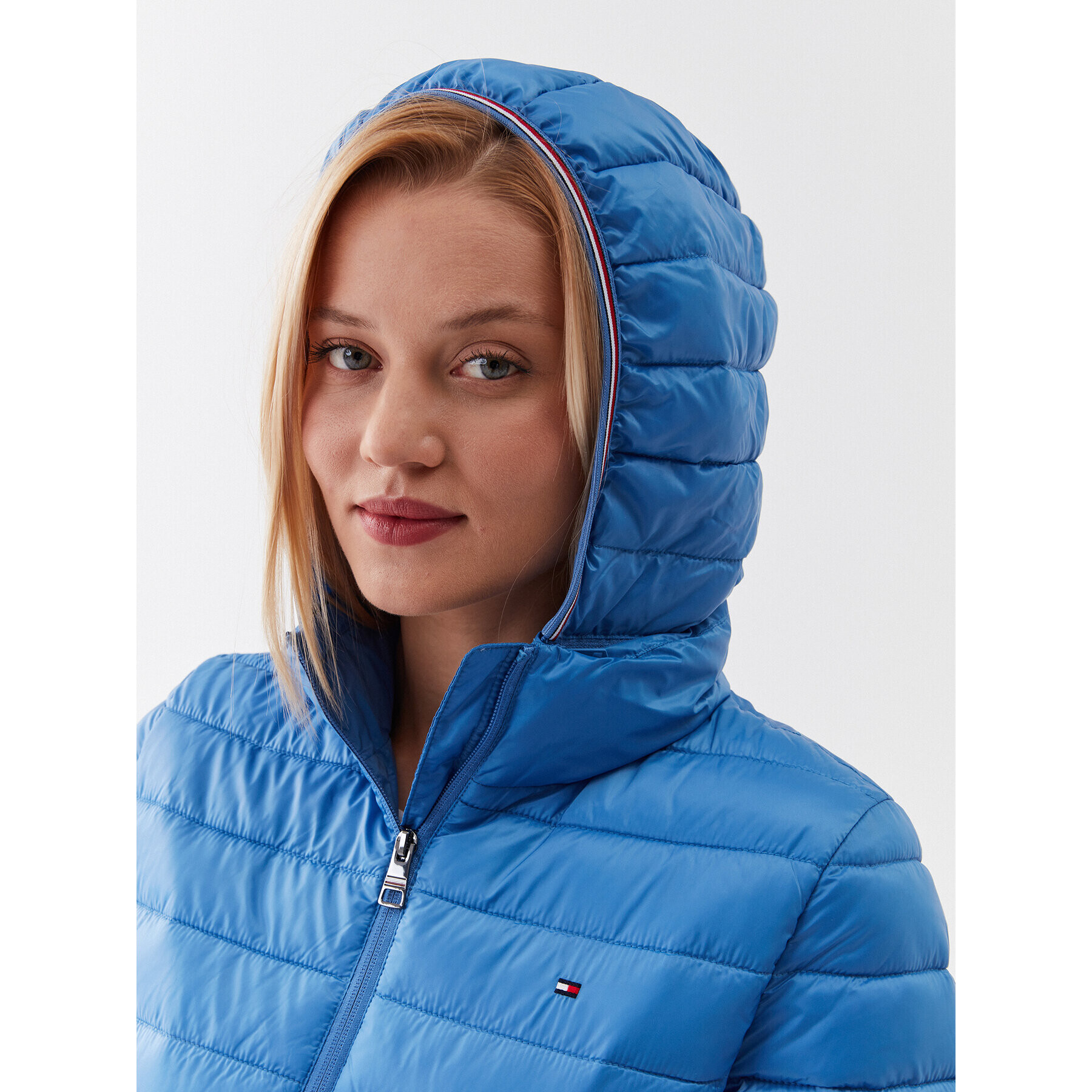 Tommy Hilfiger Пухено яке WW0WW38927 Син Regular Fit - Pepit.bg