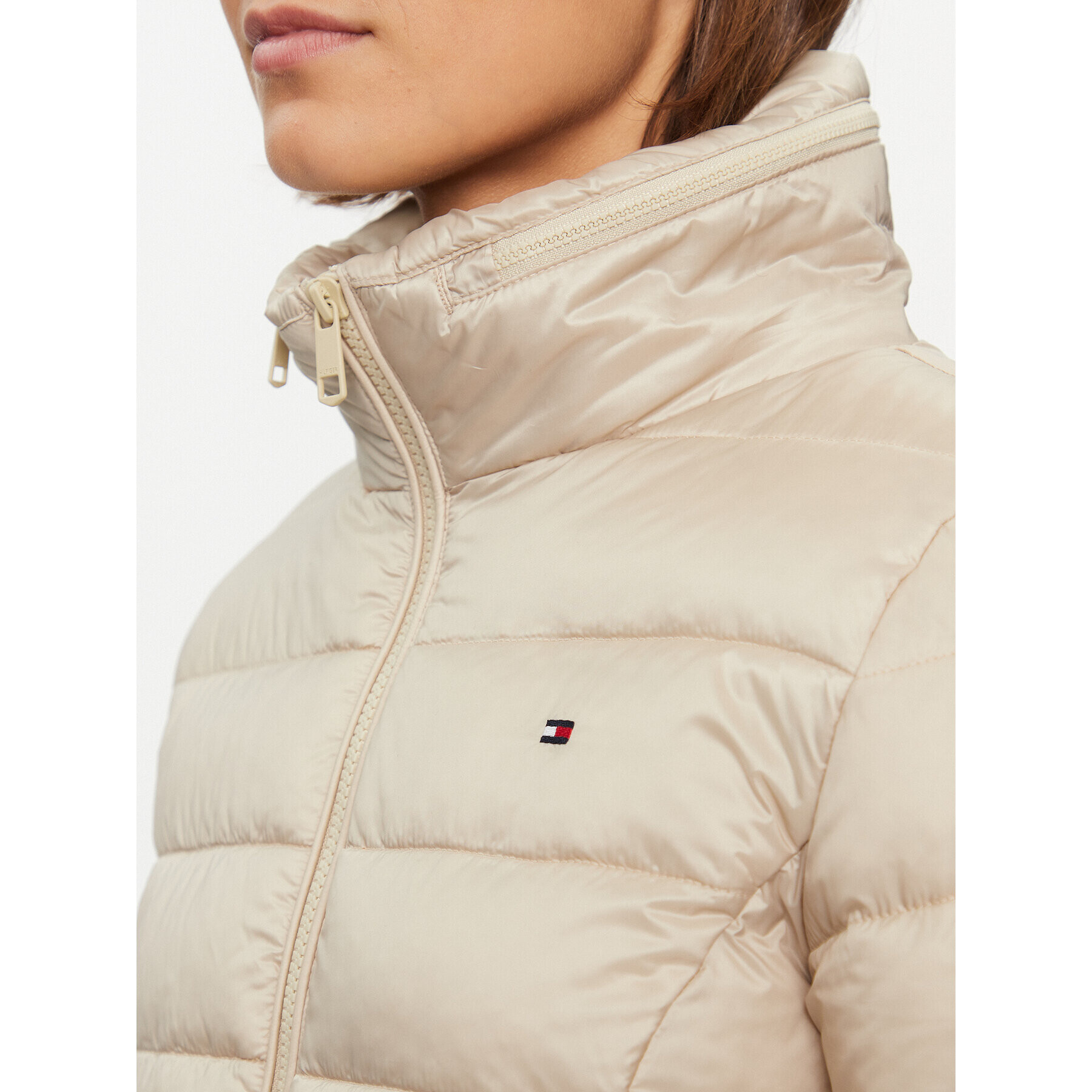 Tommy Hilfiger Пухено яке WW0WW39581 Бежов Regular Fit - Pepit.bg