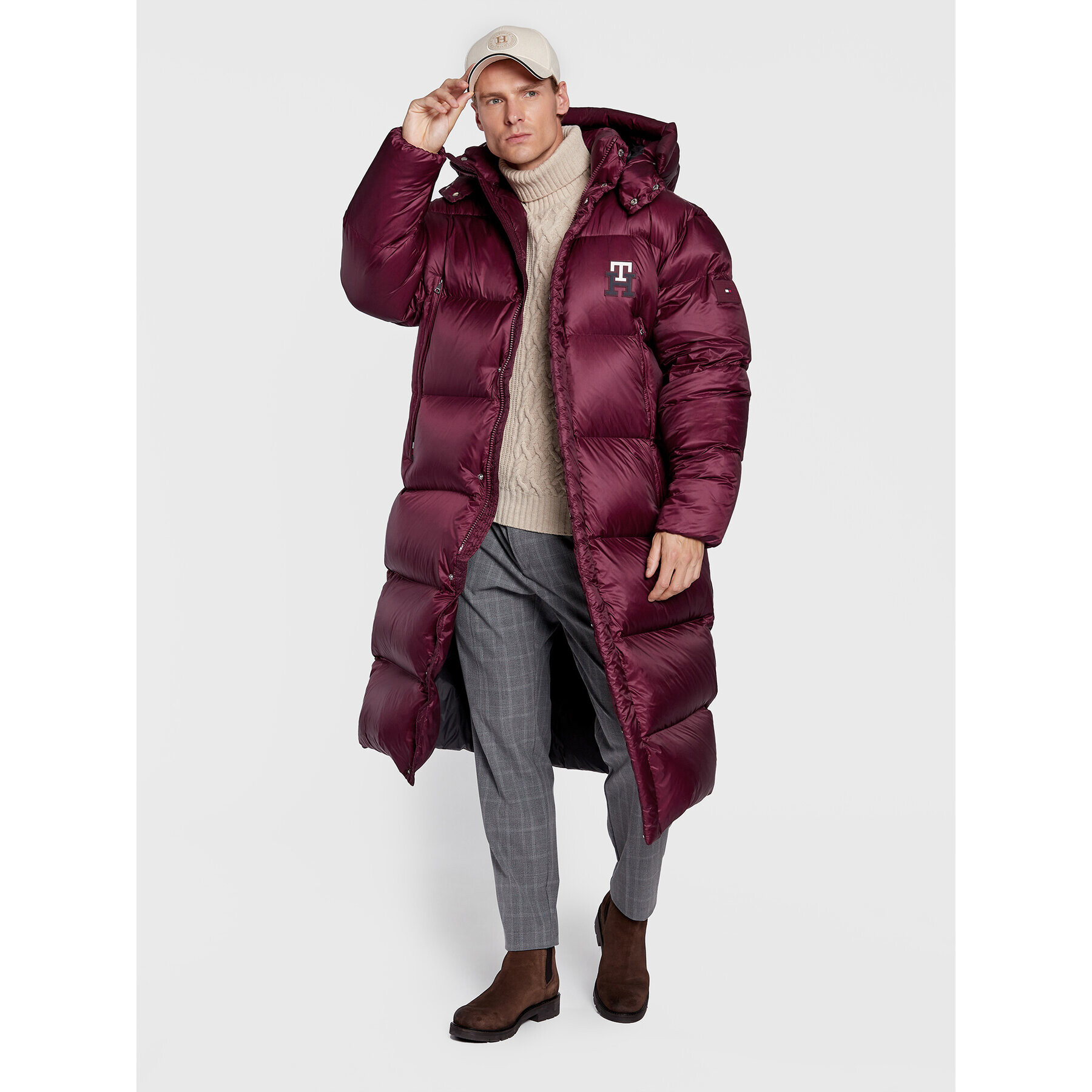 Tommy Hilfiger Пухено яке Zero Gravity MW0MW27686 Бордо Regular Fit - Pepit.bg