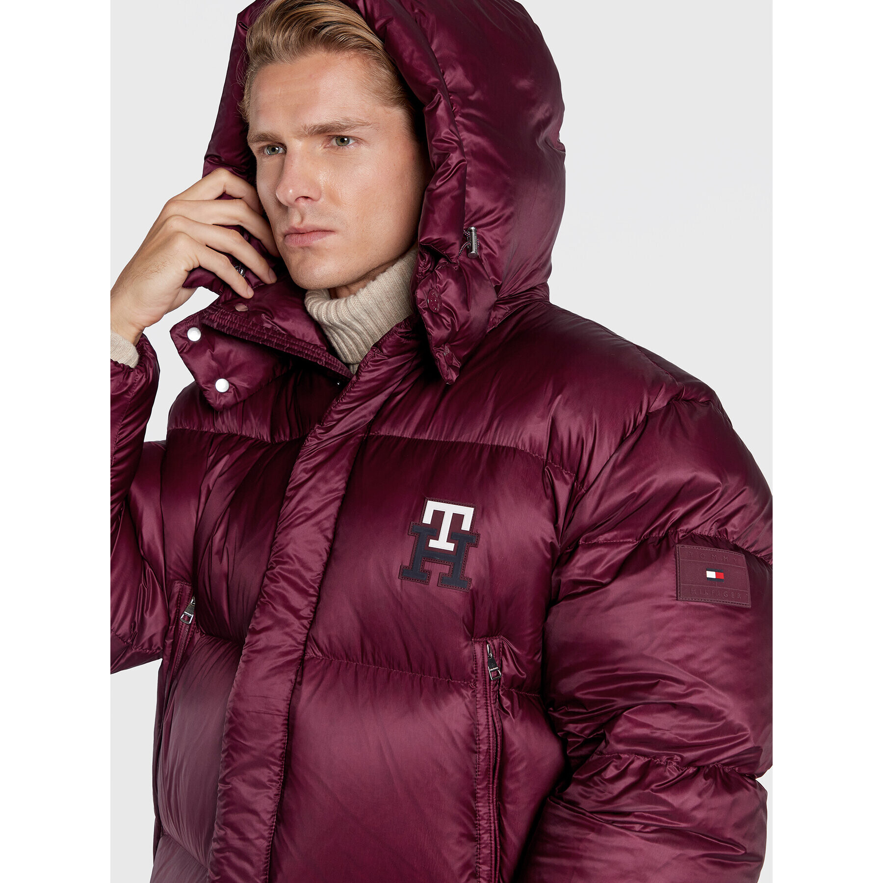 Tommy Hilfiger Пухено яке Zero Gravity MW0MW27686 Бордо Regular Fit - Pepit.bg