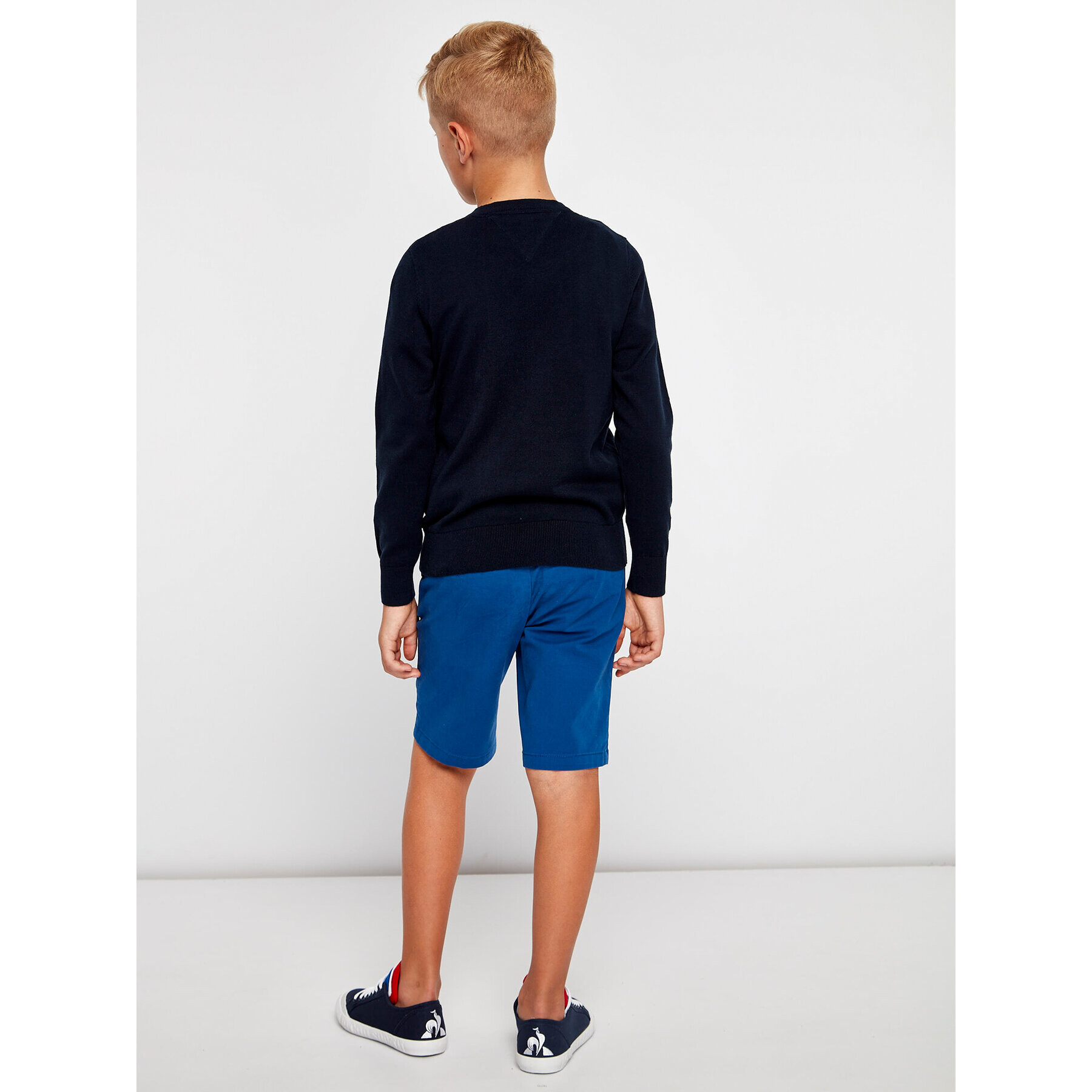 Tommy Hilfiger Пуловер Basic VNeck Sweater KB0KB03978 D Тъмносин Regular Fit - Pepit.bg