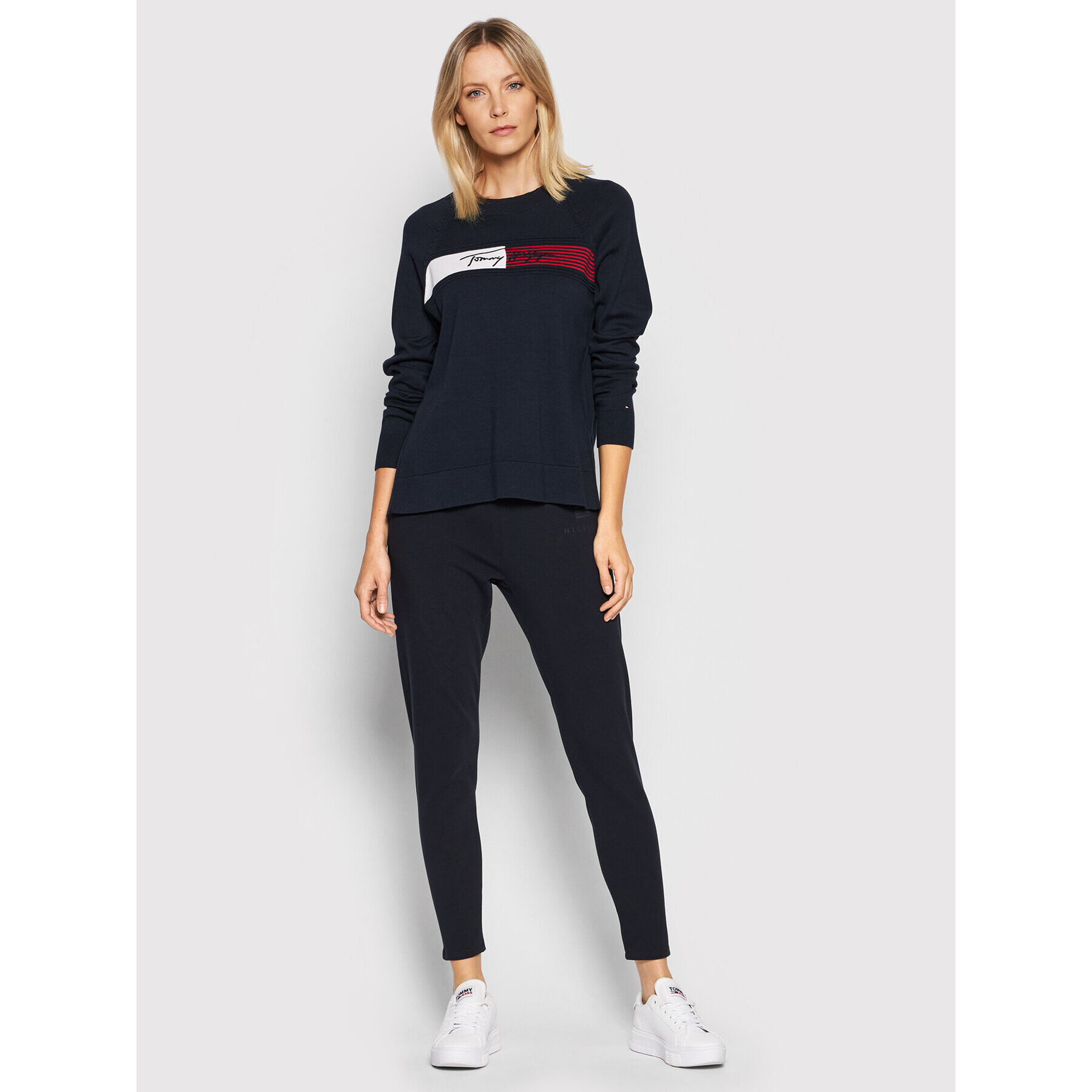 Tommy Hilfiger Пуловер Graphic WW0WW31519 Тъмносин Regular Fit - Pepit.bg