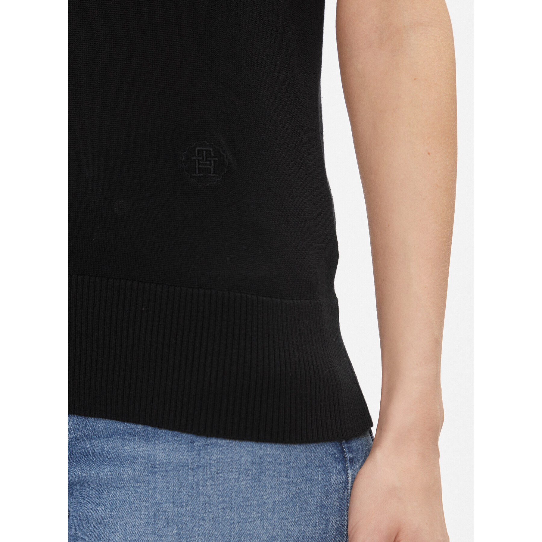 Tommy Hilfiger Пуловер Md Lyocell Silk Blend Vest WW0WW40980 Черен Regular Fit - Pepit.bg
