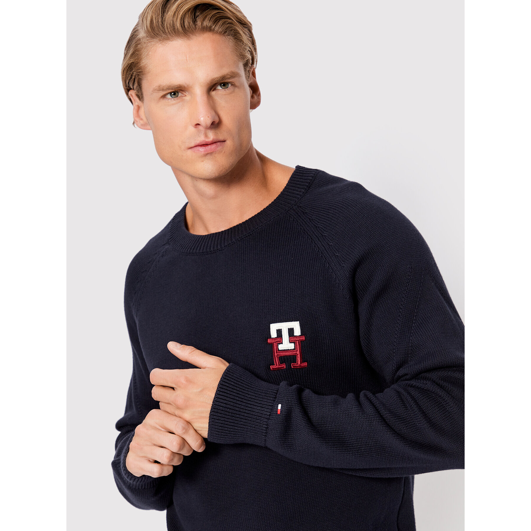 Tommy Hilfiger Пуловер Monogram American MW0MW27938 Тъмносин Relaxed Fit - Pepit.bg