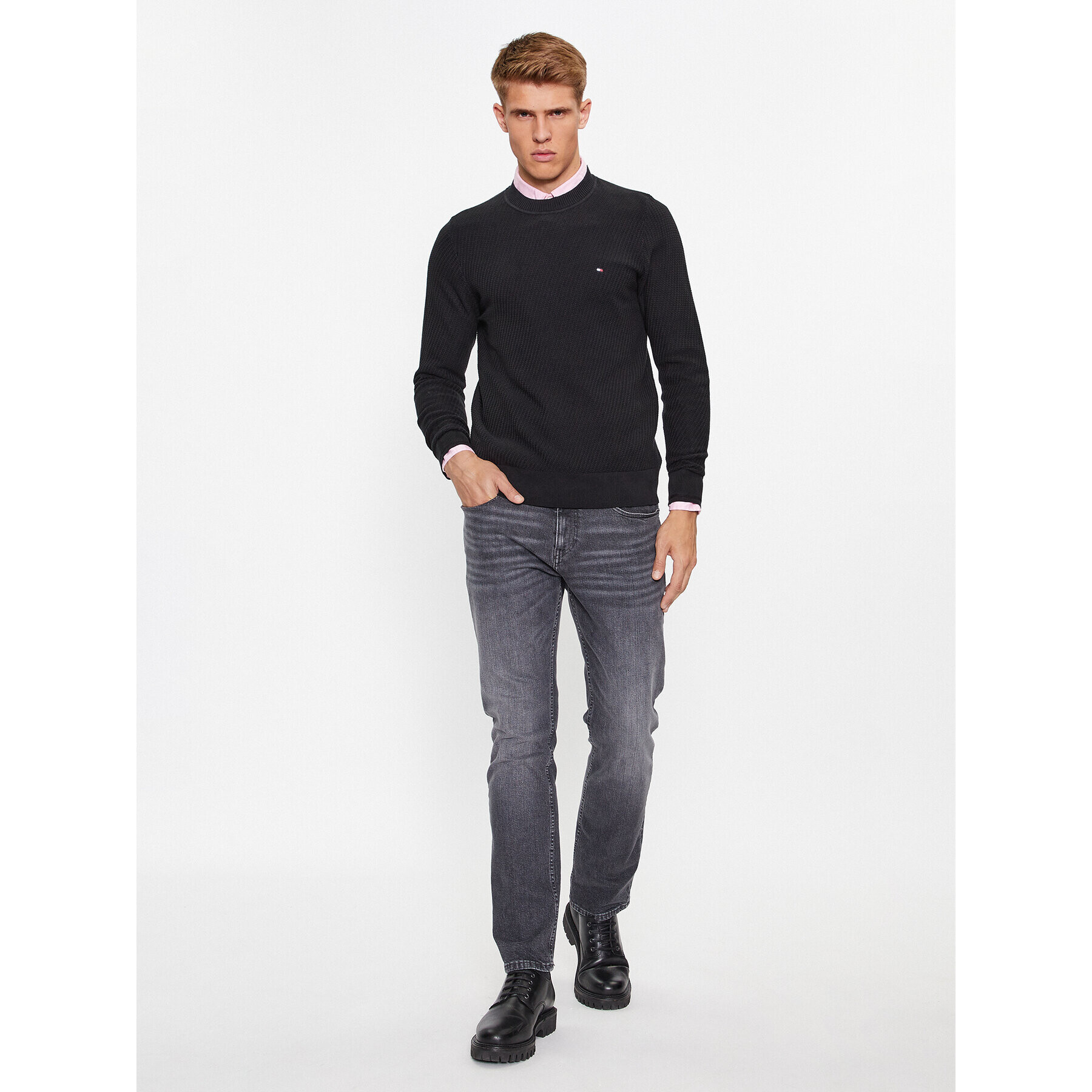 Tommy Hilfiger Пуловер MW0MW33131 Черен Regular Fit - Pepit.bg