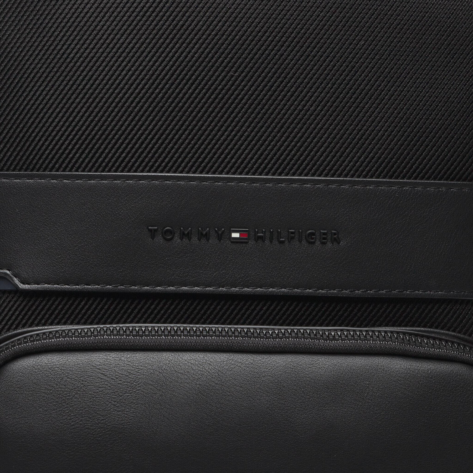 Tommy Hilfiger Раница 1985 Backpack AM0AM10271 Черен - Pepit.bg
