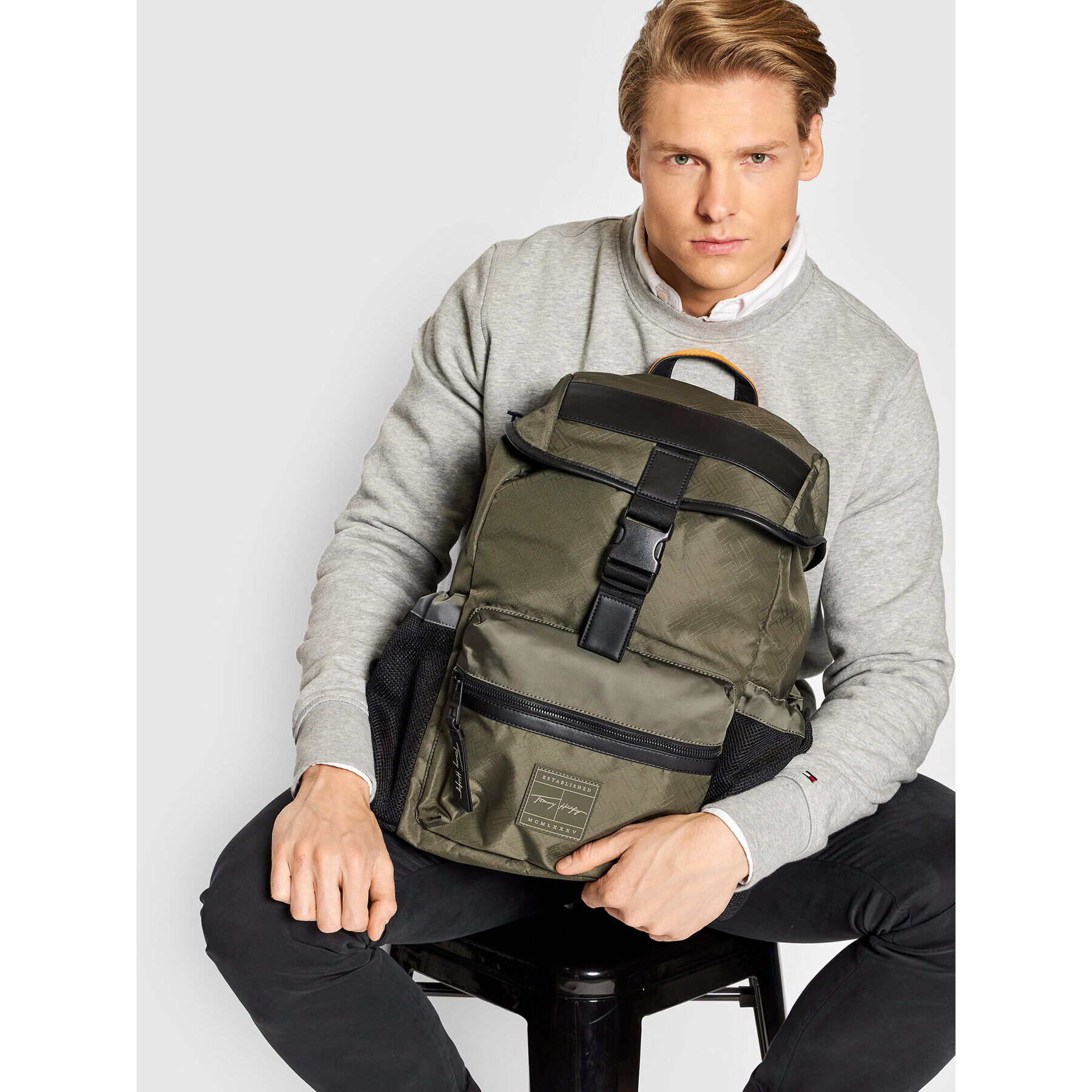 Tommy Hilfiger Раница Th Signature Flap Backpack AM0AM08685 Зелен - Pepit.bg