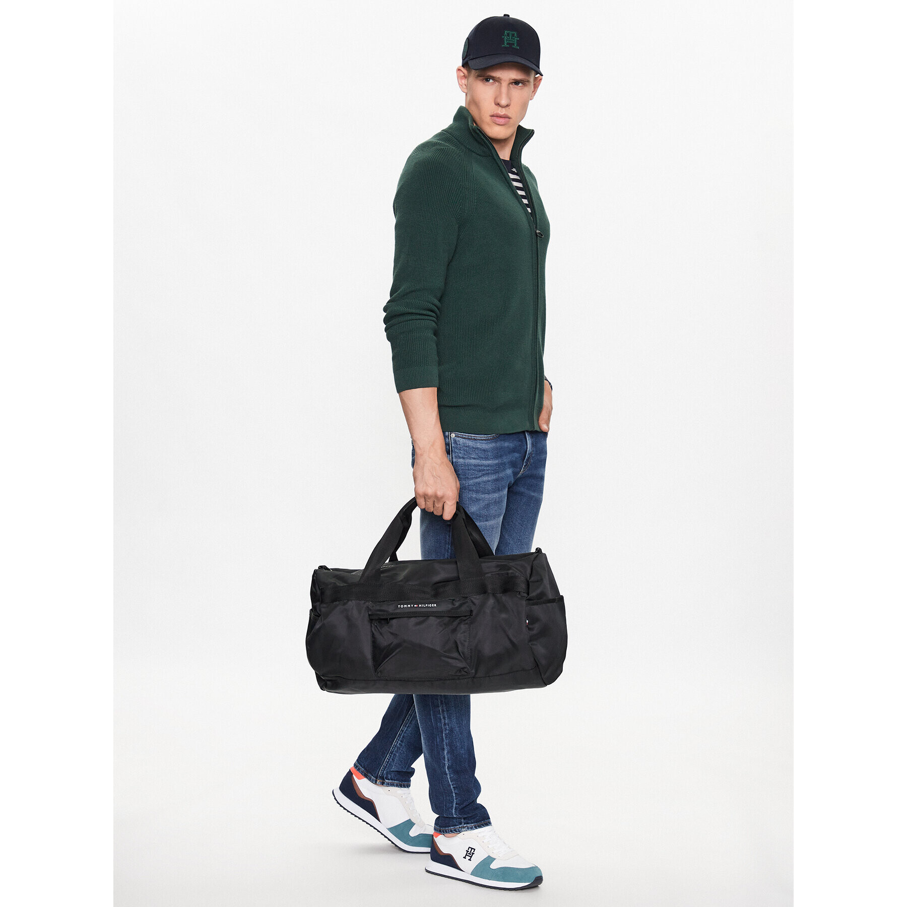 Tommy Hilfiger Сак Th Skyline Duffle AM0AM10913 Черен - Pepit.bg