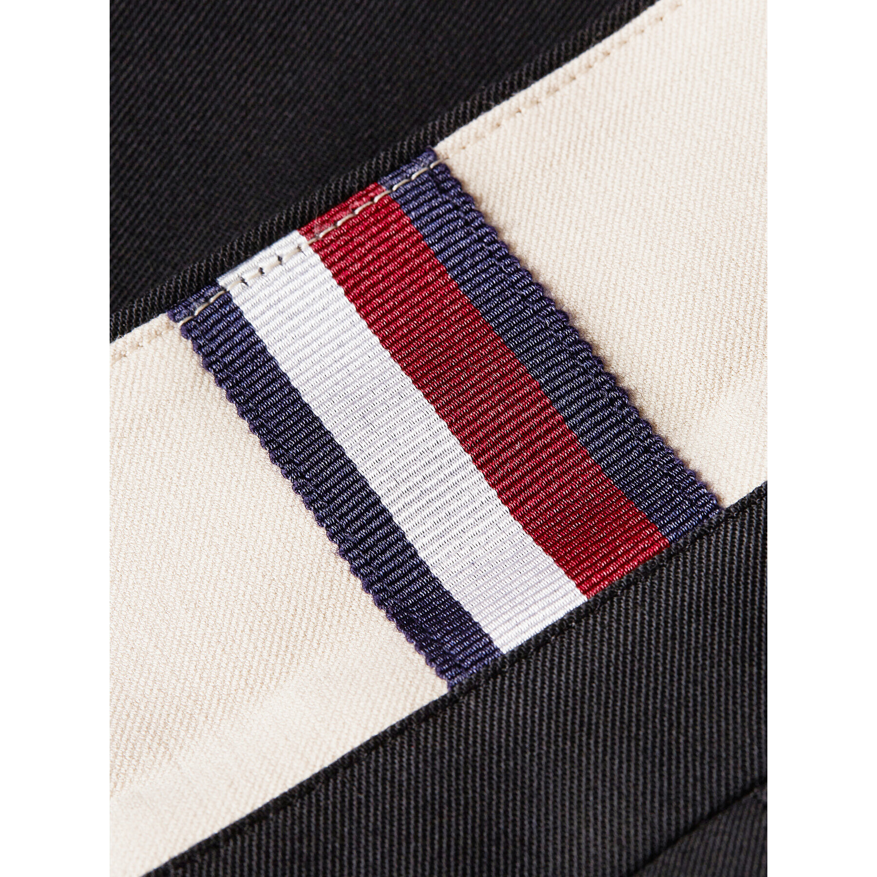 Tommy Hilfiger Сако Poly WW0WW39097 Черен Slim Fit - Pepit.bg