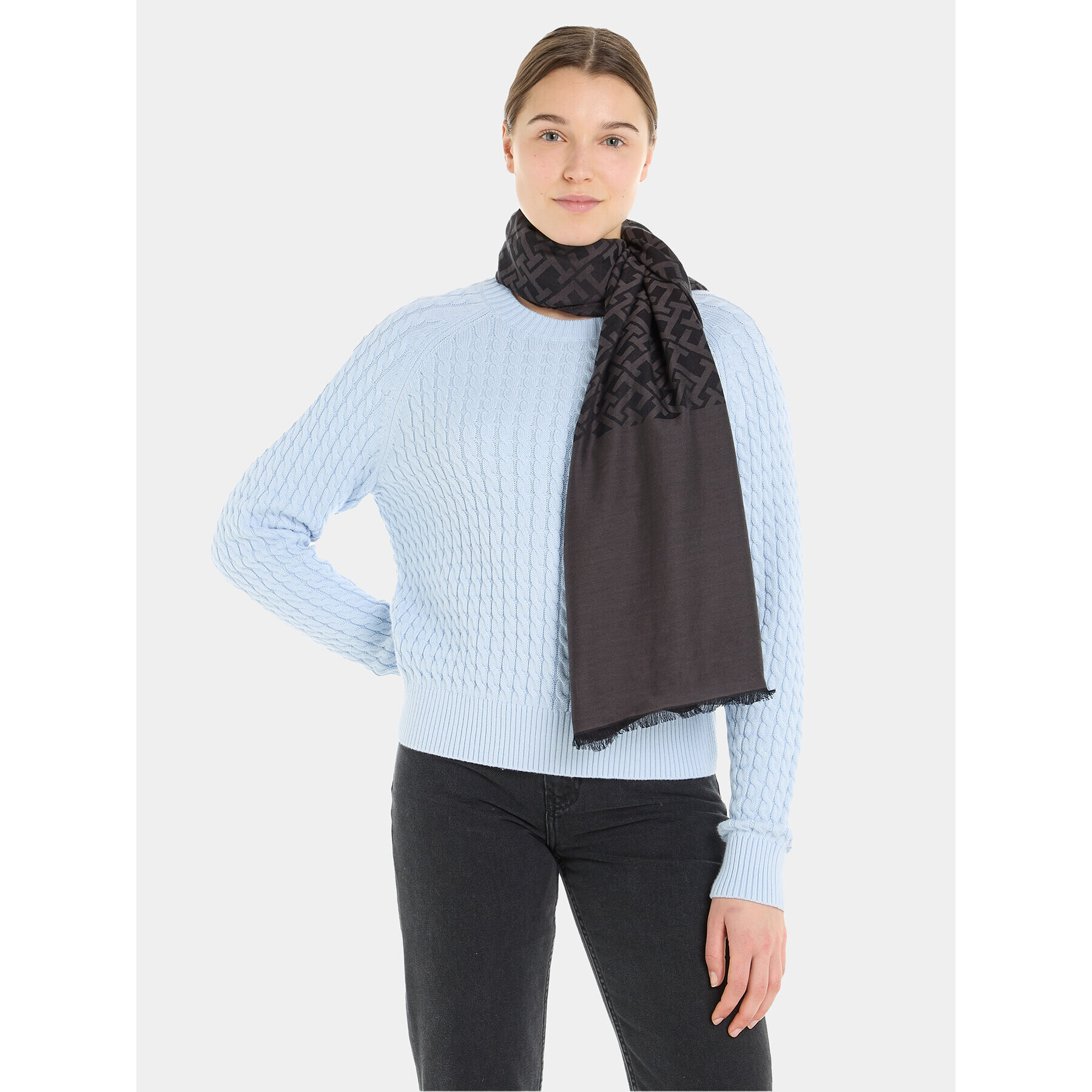 Tommy Hilfiger Шал Monogram Micromodal Scarf AW0AW15622 Черен - Pepit.bg