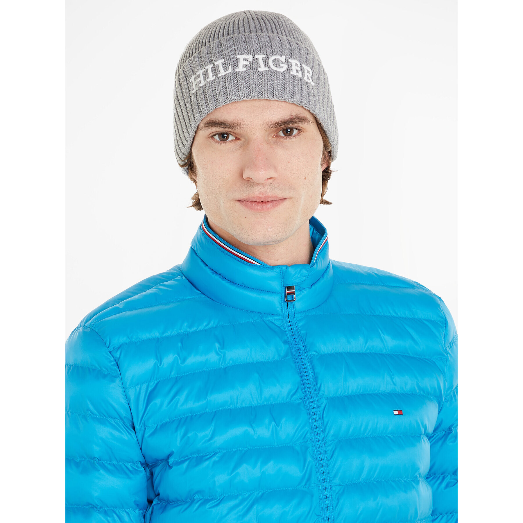 Tommy Hilfiger Шапка Monotype Beanie AM0AM11737 Сив - Pepit.bg