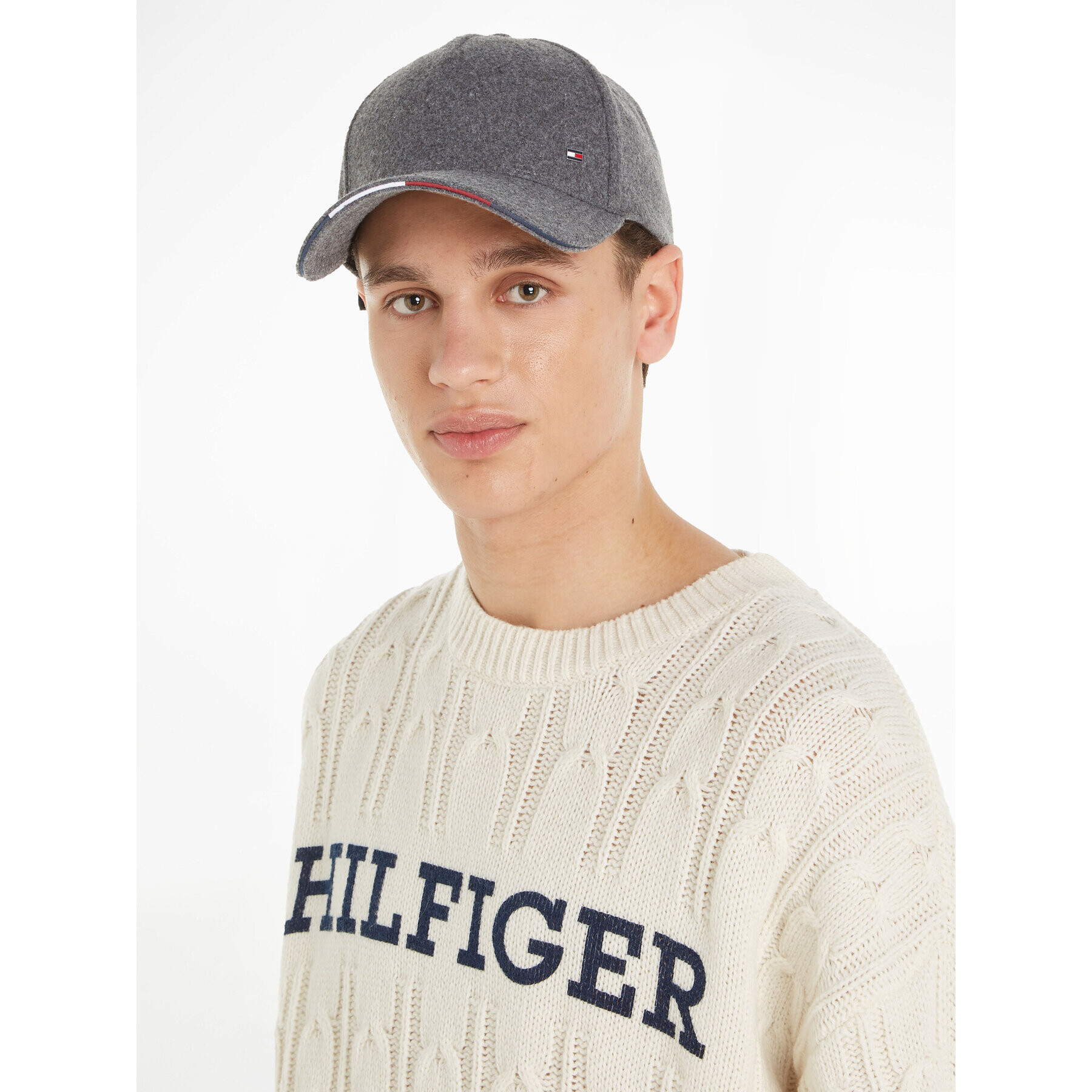 Tommy Hilfiger Шапка с козирка Elevated Corporate Cap AM0AM11485 Сив - Pepit.bg