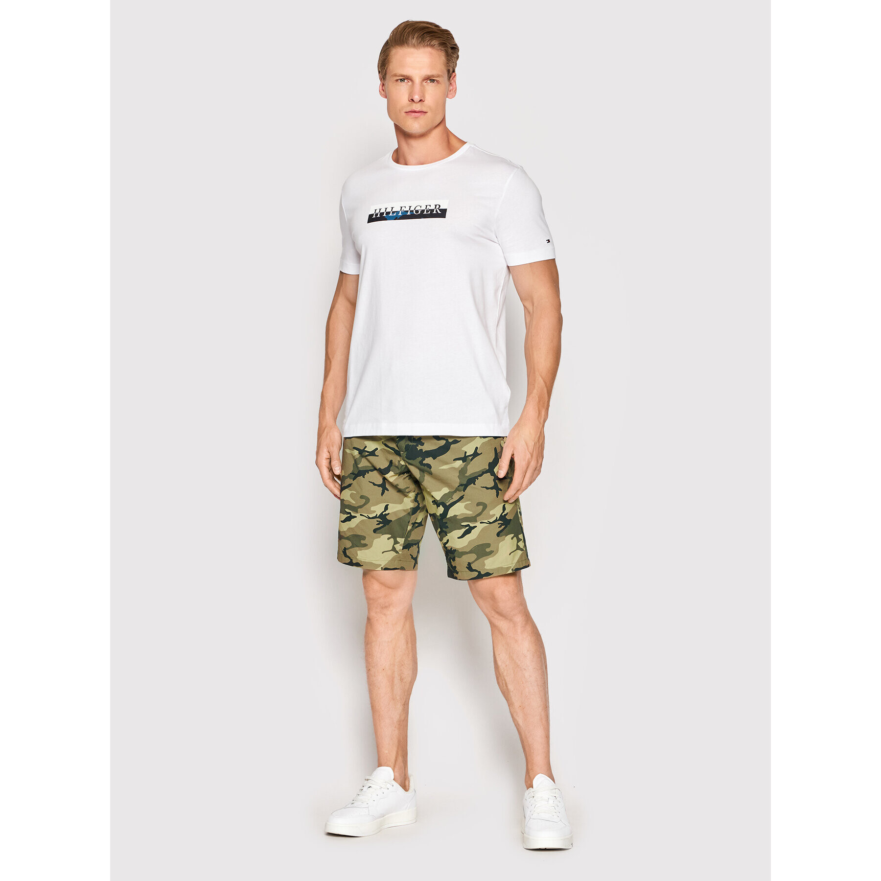 Tommy Hilfiger Шорти от плат Harlem Modern MW0MW23714 Зелен Relaxed Fit - Pepit.bg