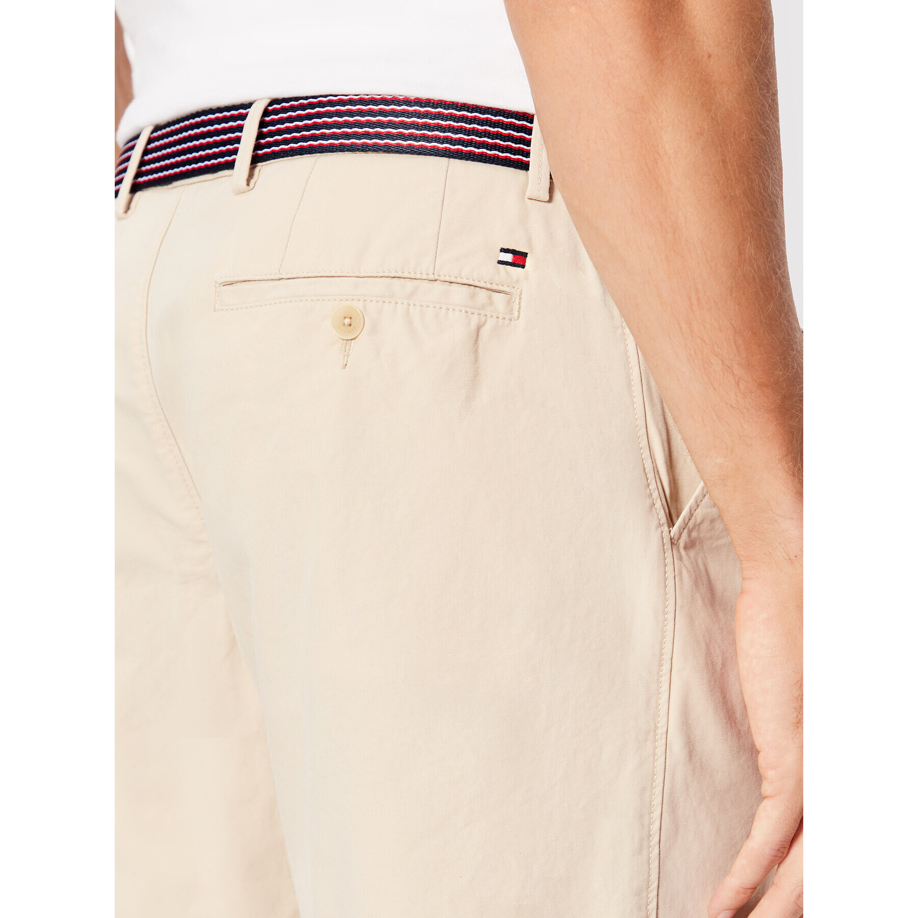 Tommy Hilfiger Шорти от плат Harlem MW0MW26620 Бежов Relaxed Fit - Pepit.bg