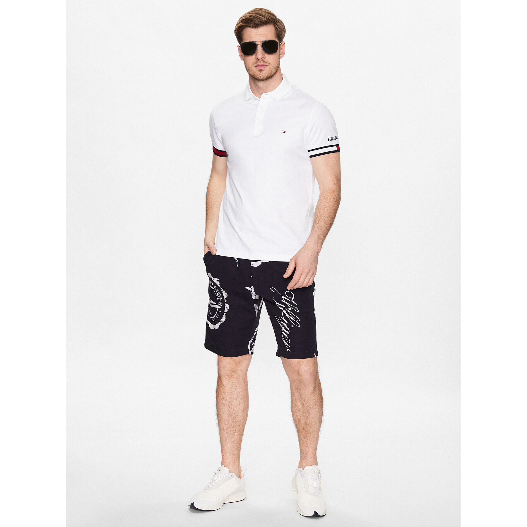 Tommy Hilfiger Шорти от плат Harlem Pennant MW0MW31235 Тъмносин Relaxed Fit - Pepit.bg