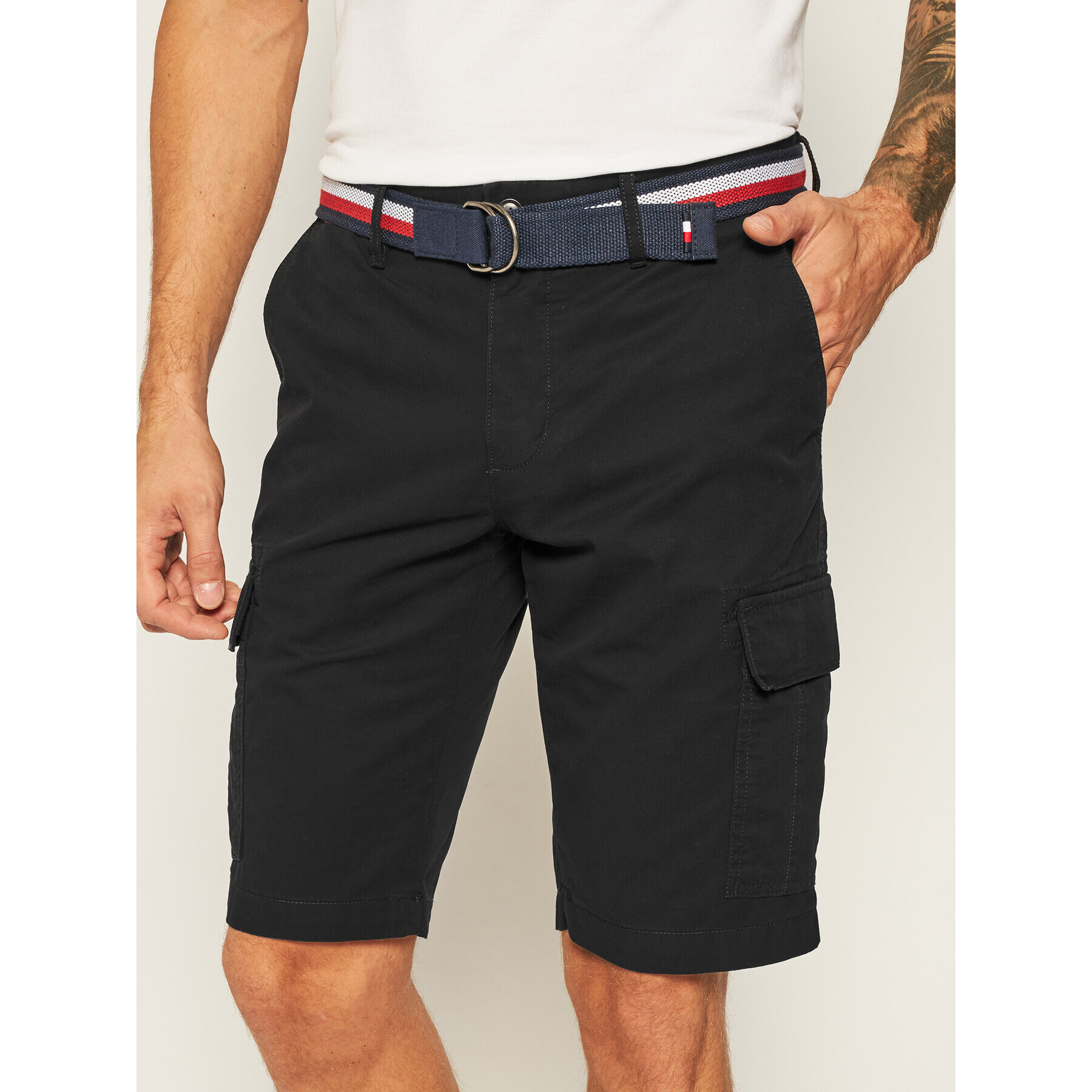 Tommy Hilfiger Шорти от плат John Cargo MW0MW13784 Черен Regular Fit - Pepit.bg