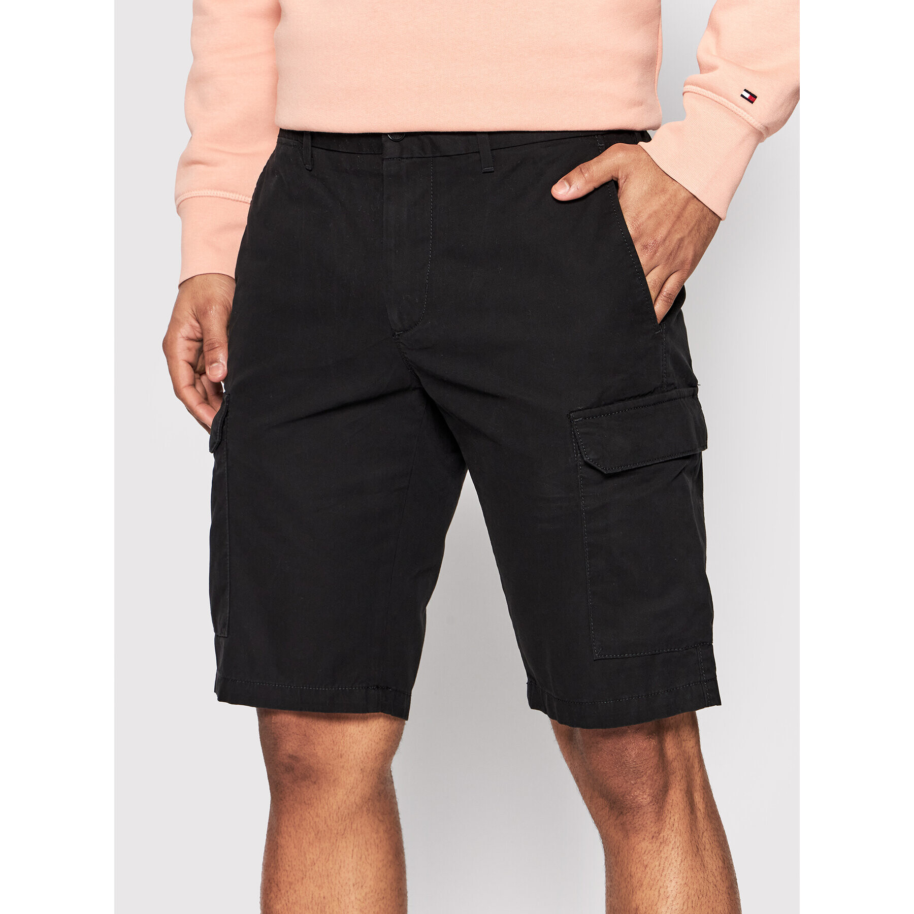 Tommy Hilfiger Шорти от плат John MW0MW24953 Черен Regular Fit - Pepit.bg