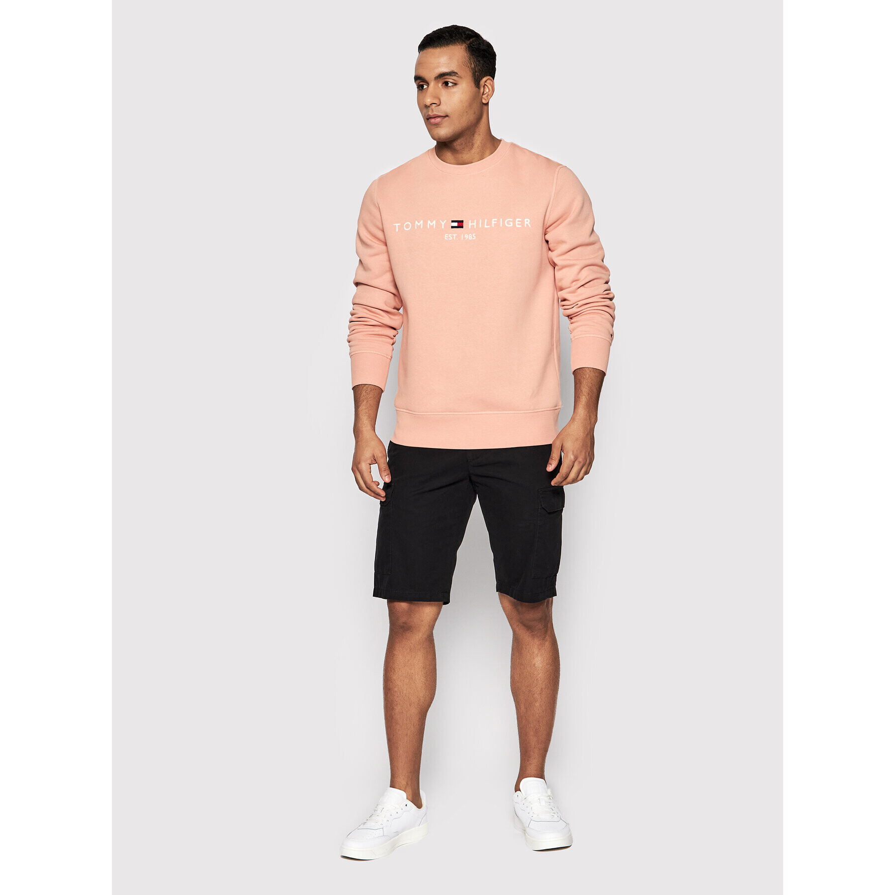 Tommy Hilfiger Шорти от плат John MW0MW24953 Черен Regular Fit - Pepit.bg