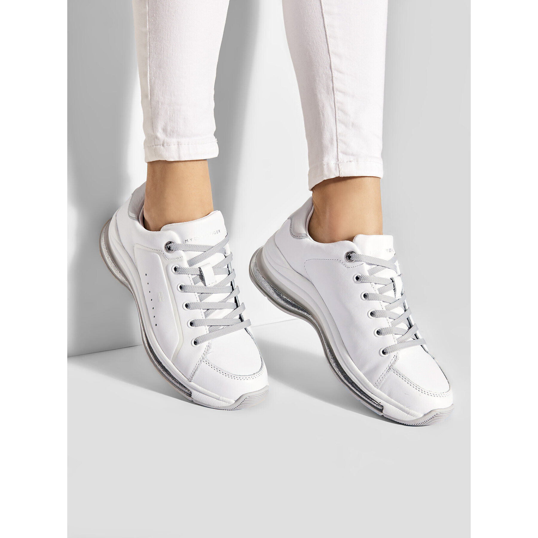 Tommy Hilfiger Сникърси City Air Runner FW0FW06083 Бял - Pepit.bg