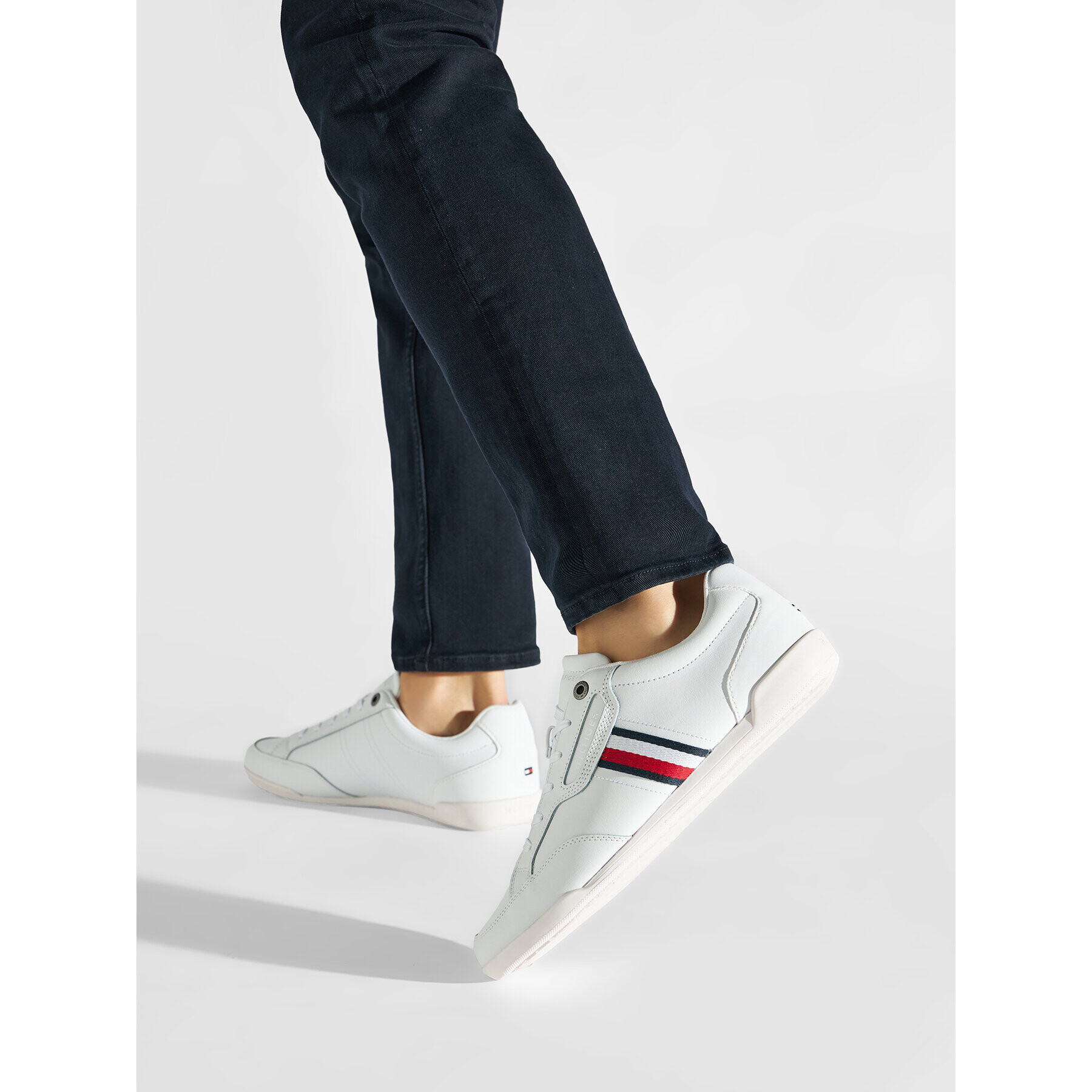 Tommy Hilfiger Сникърси Classic Lo Cupsole Leather FM0FM04277 Бял - Pepit.bg