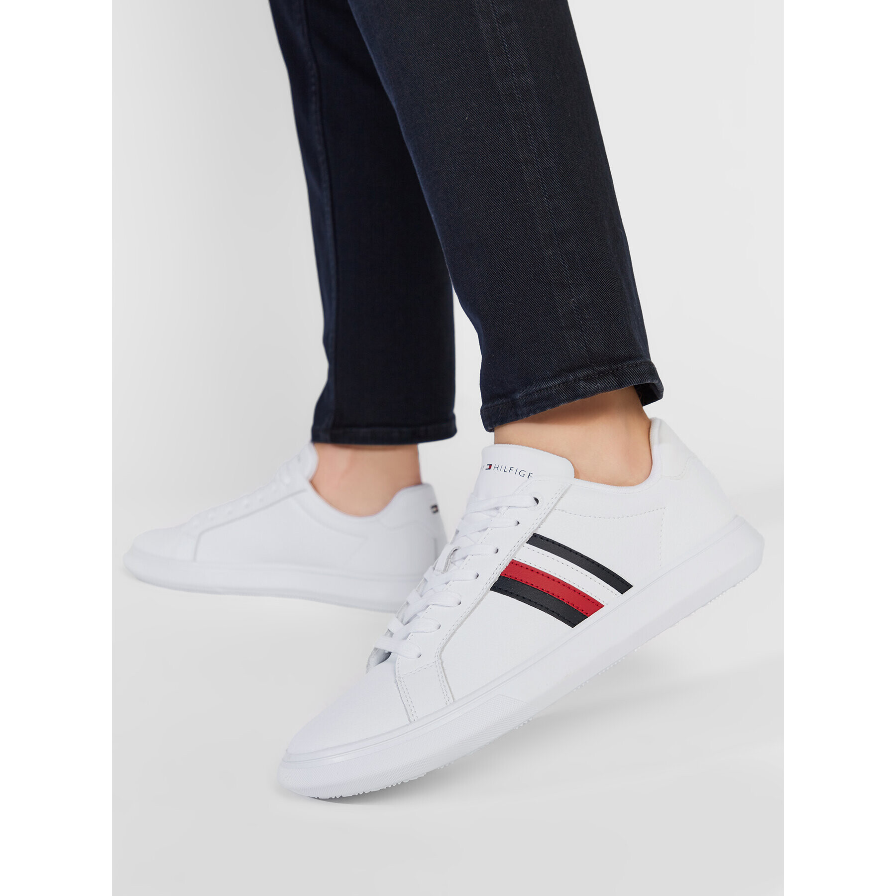 Tommy Hilfiger Сникърси Corporate Cup Leather Stripes FM0FM04275 Бял - Pepit.bg