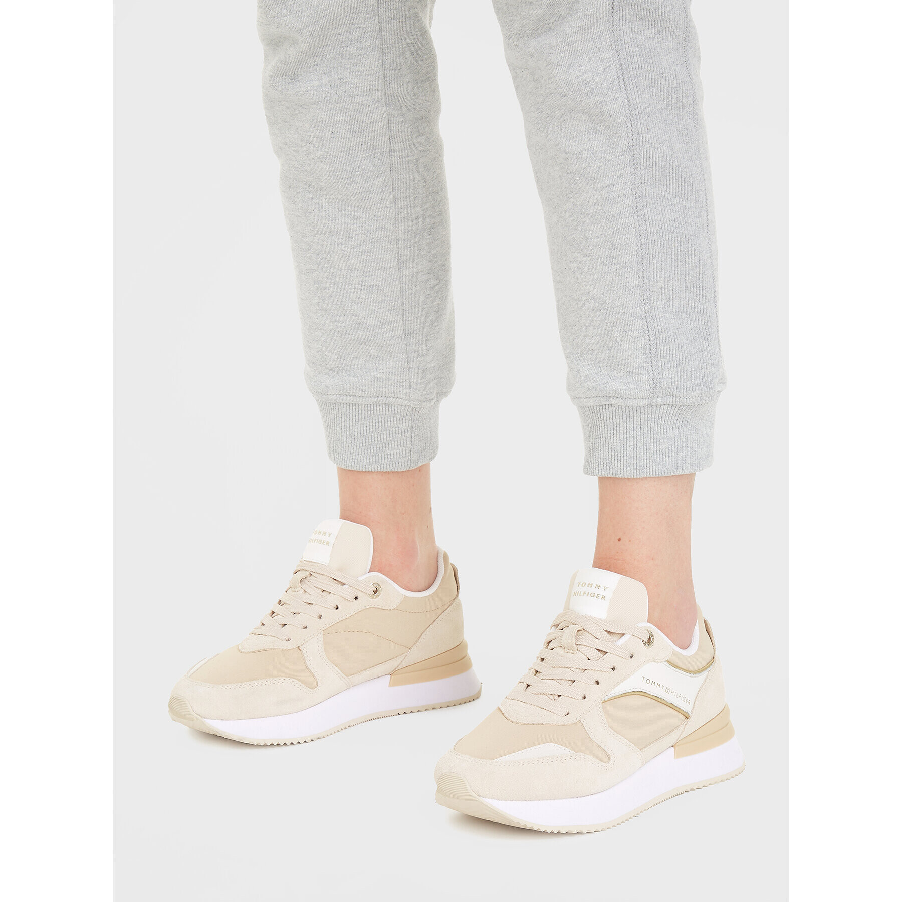 Tommy Hilfiger Сникърси Elevated Feminine Runner FW0FW07594 Бежов - Pepit.bg