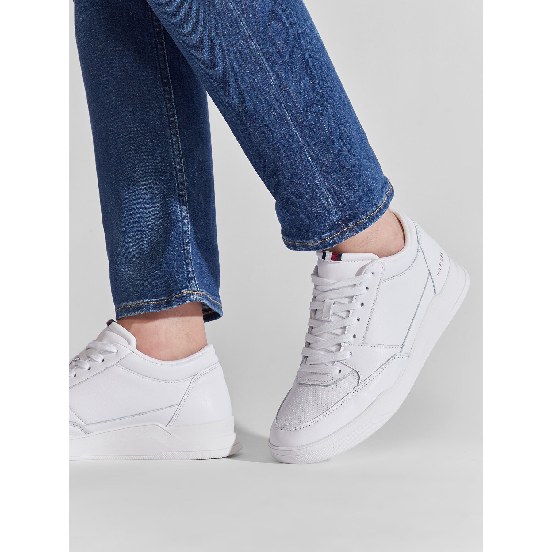 Tommy Hilfiger Сникърси Elevated Hi Cupsole Leather FM0FM04290 Бял - Pepit.bg