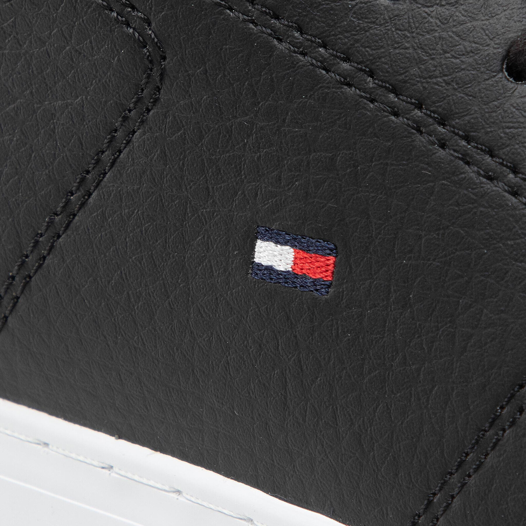 Tommy Hilfiger Сникърси Essential Leather Detail Vulc FM0FM04047 Черен - Pepit.bg