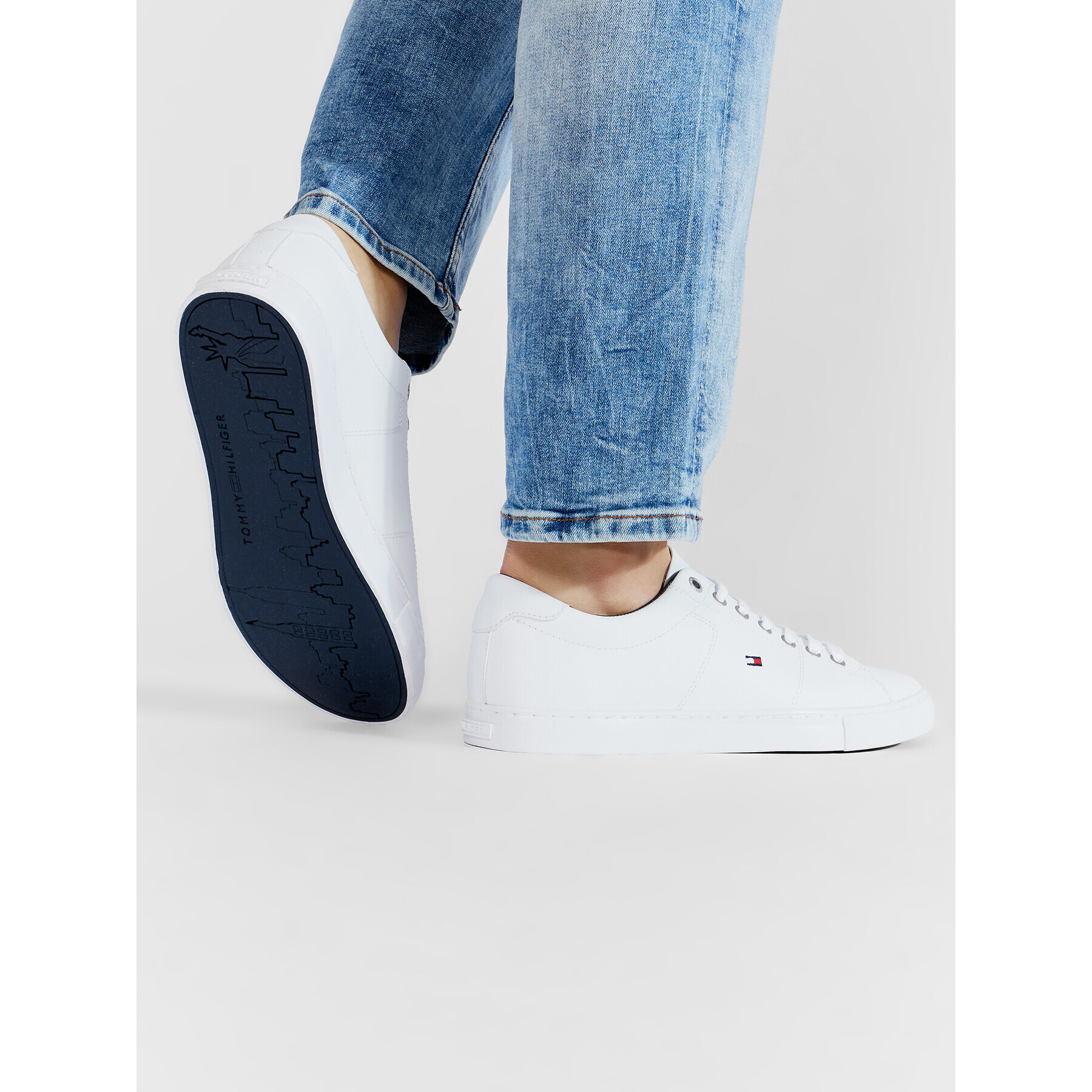 Tommy Hilfiger Сникърси Essential Leather Sneaker FM0FM02157 Бял - Pepit.bg