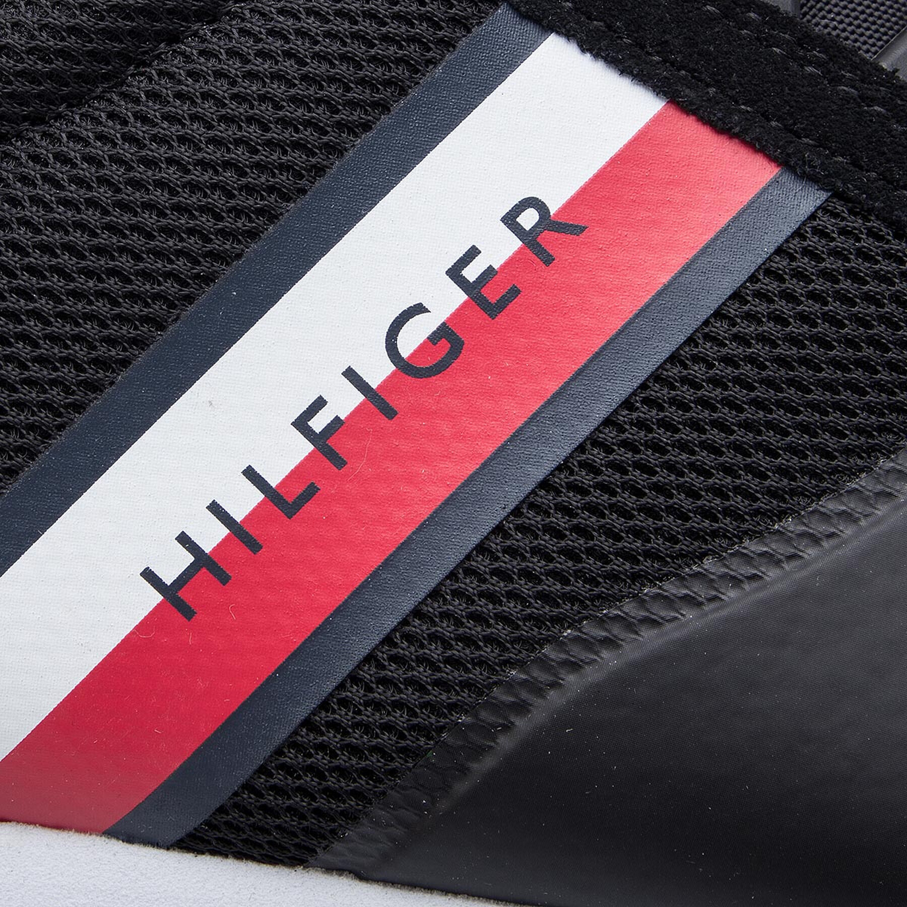 Tommy Hilfiger Сникърси Essential Modern Mesh Runner FM0FM02270 Черен - Pepit.bg