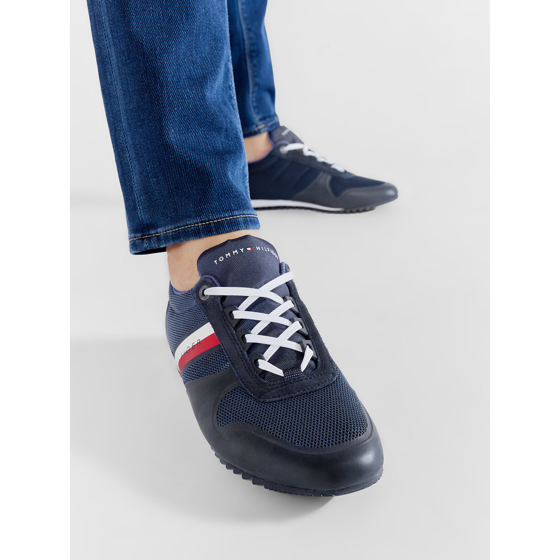 Tommy Hilfiger Сникърси Essential Modern Mesh Runner FM0FM02270 Тъмносин - Pepit.bg