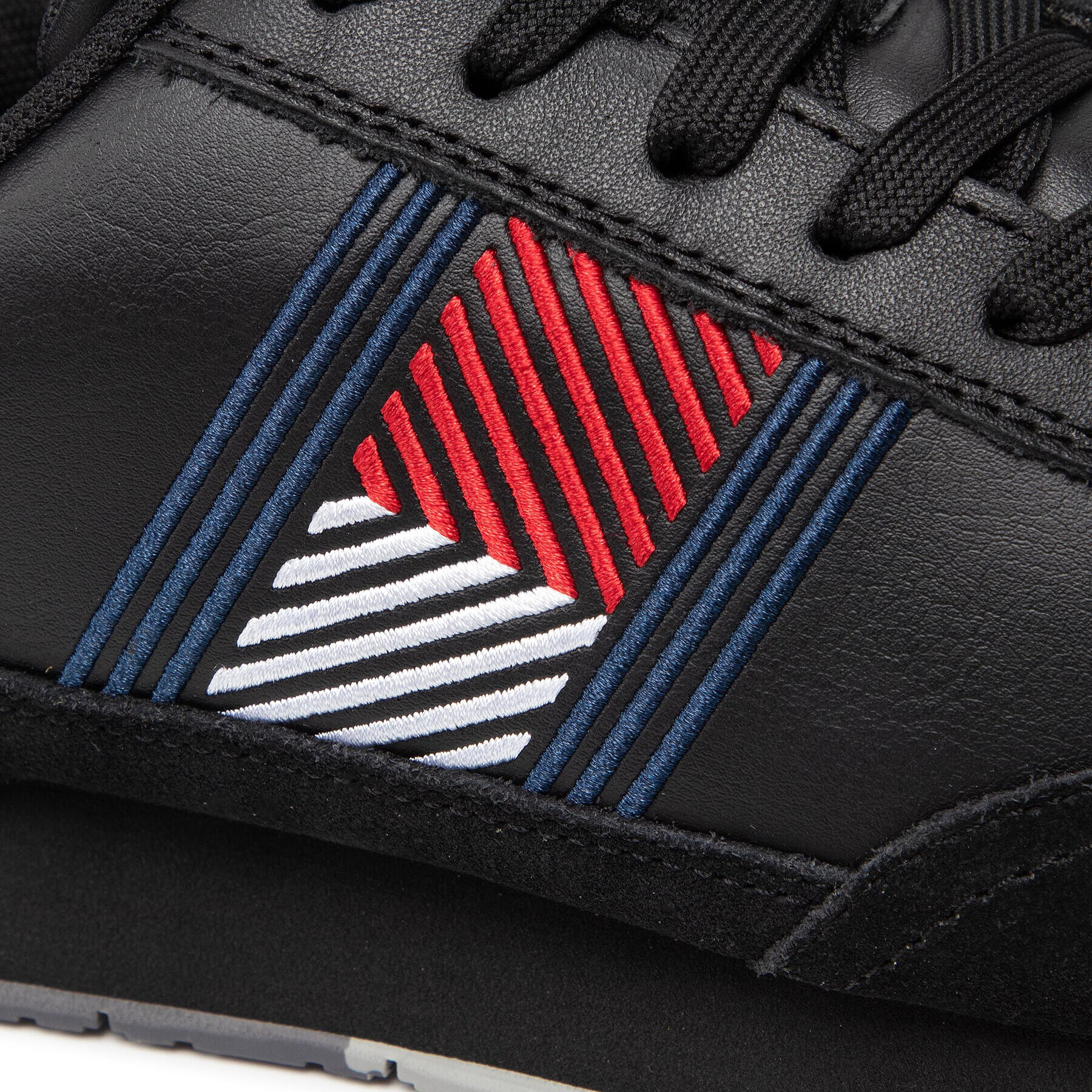 Tommy Hilfiger Сникърси Essential Runner Flag Leather FM0FM03928 Черен - Pepit.bg
