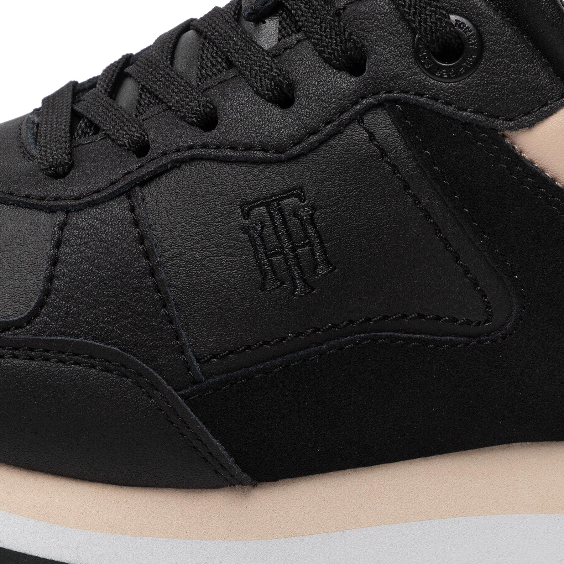 Tommy Hilfiger Сникърси Feminine Active Sneaker FW0FW06528 Черен - Pepit.bg